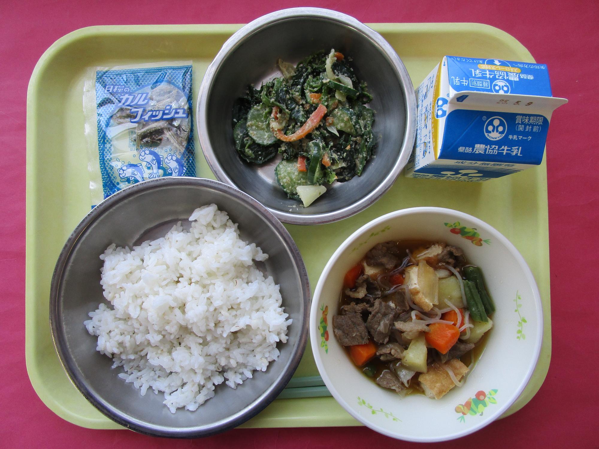 令和7年5月2日の給食画像B