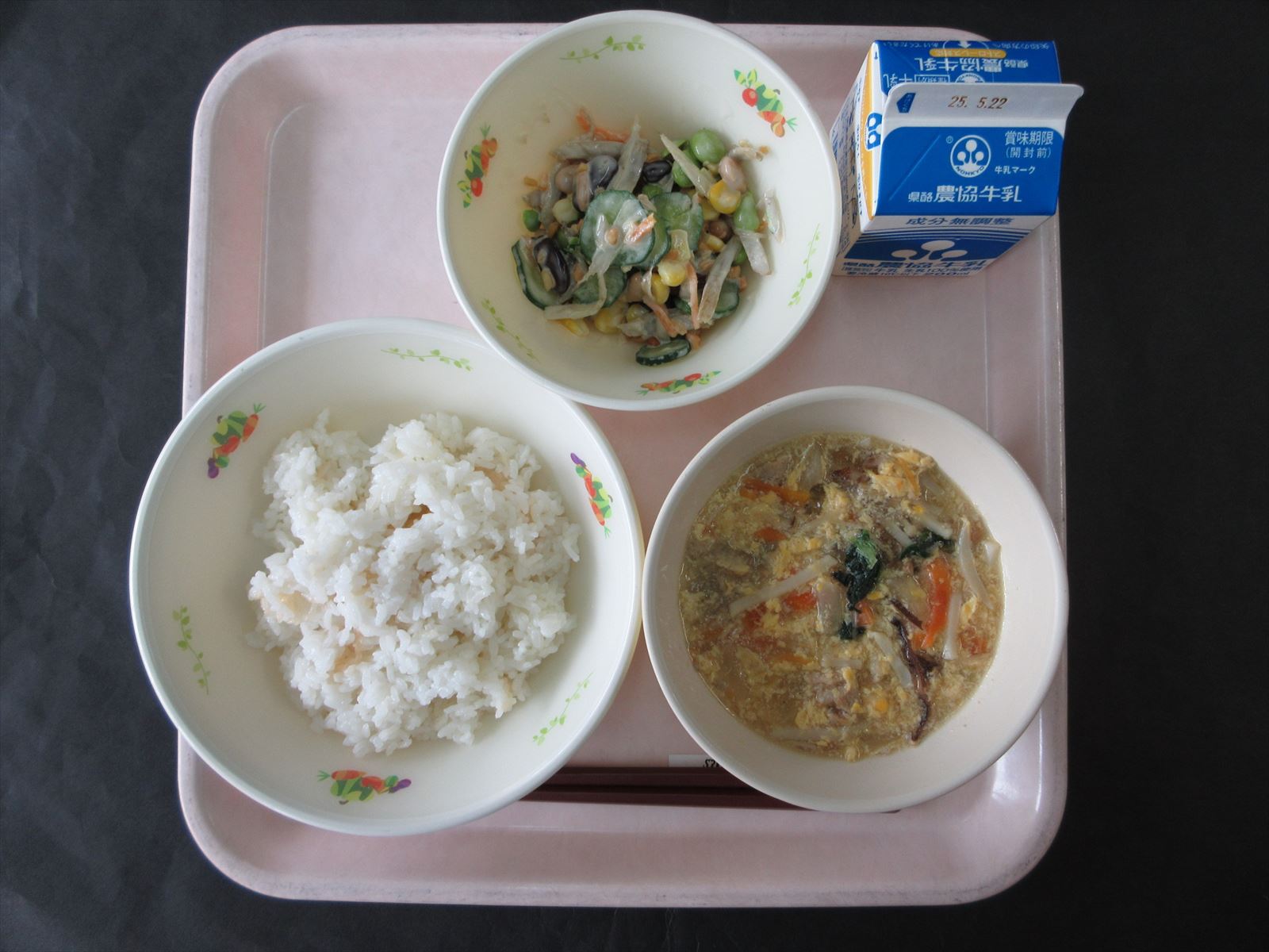 令和7年5月15日木曜日の給食画像