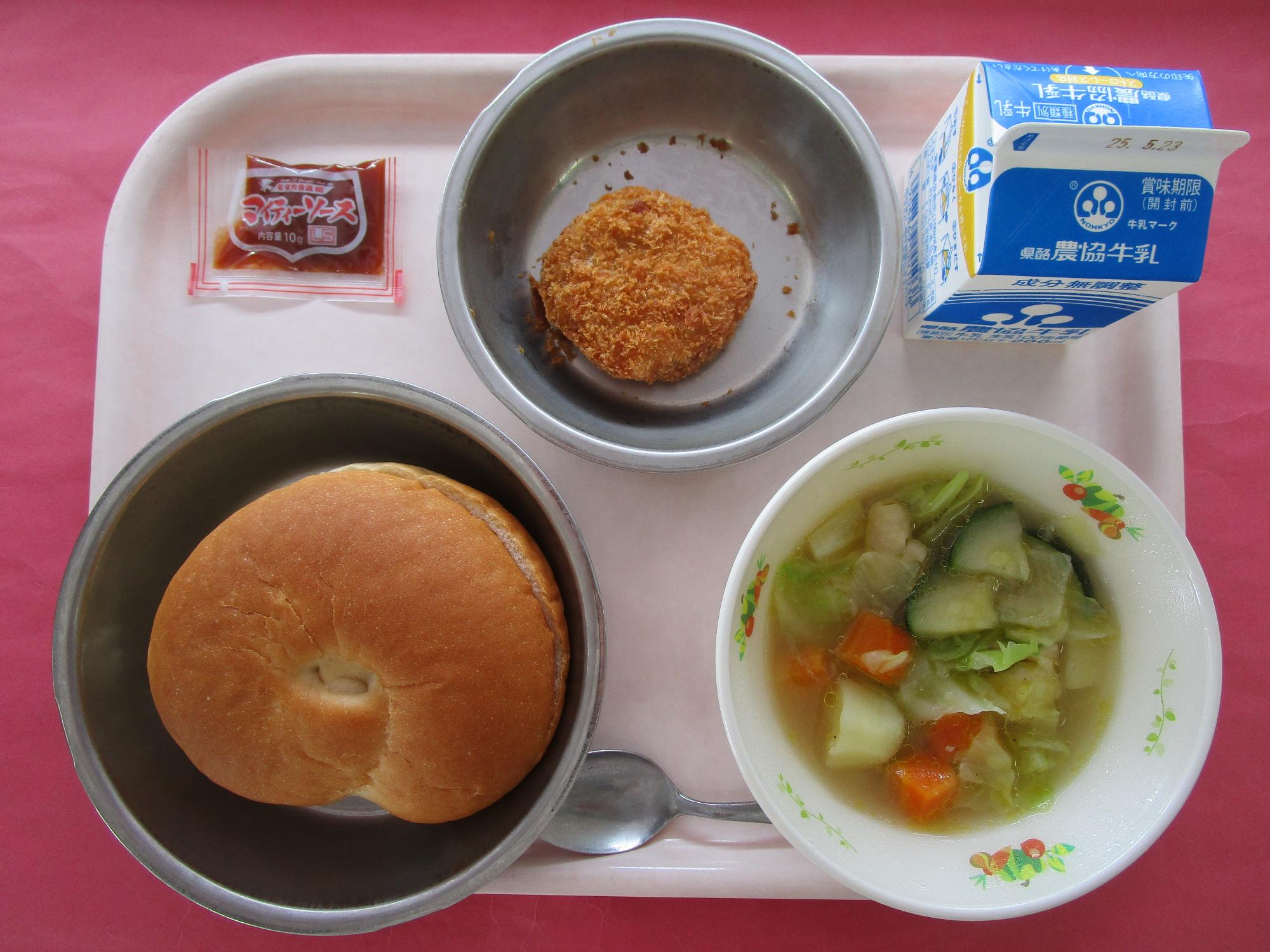 令和7年5月16日の給食画像A