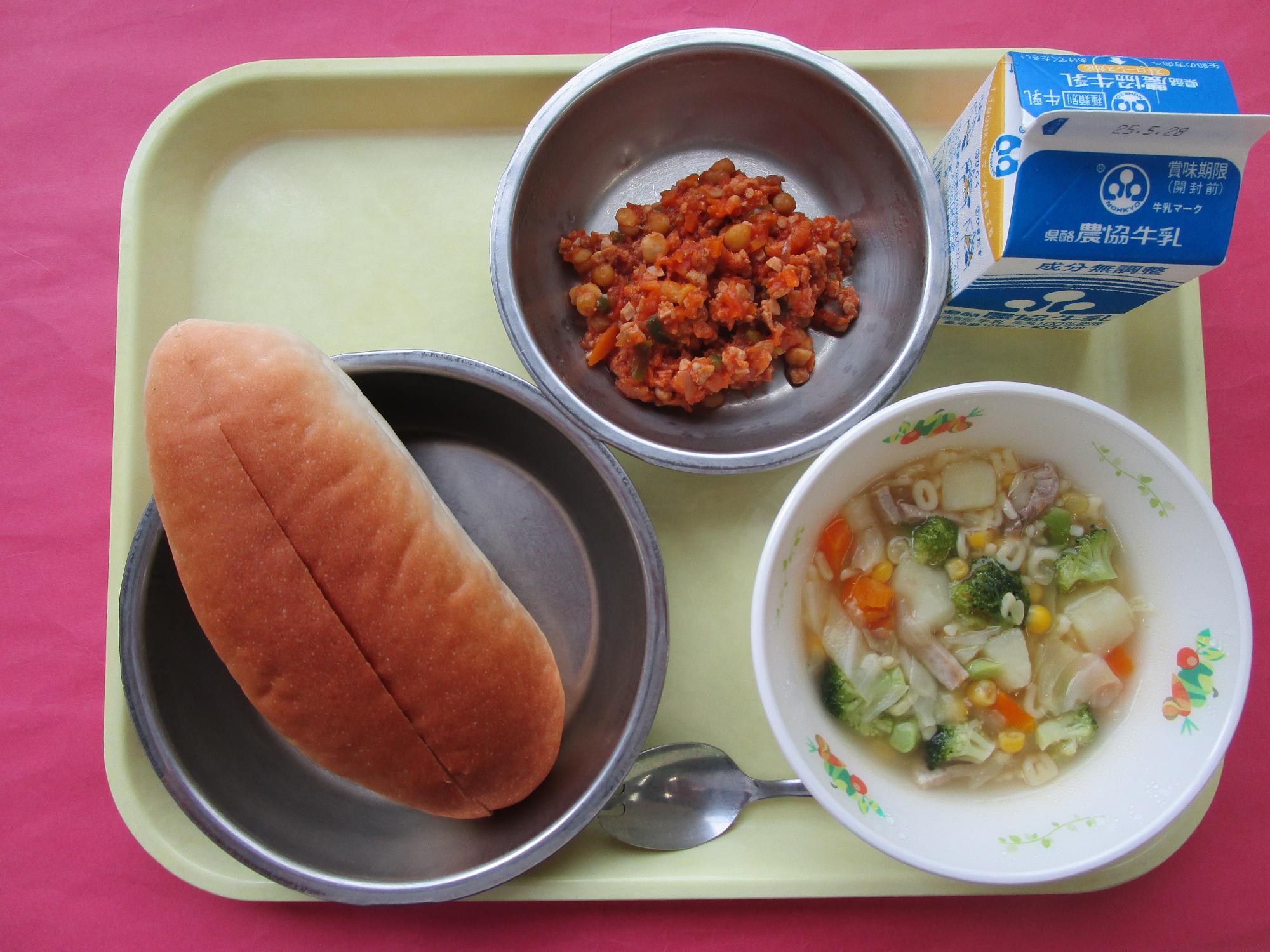 令和7年5月21日の給食画像B