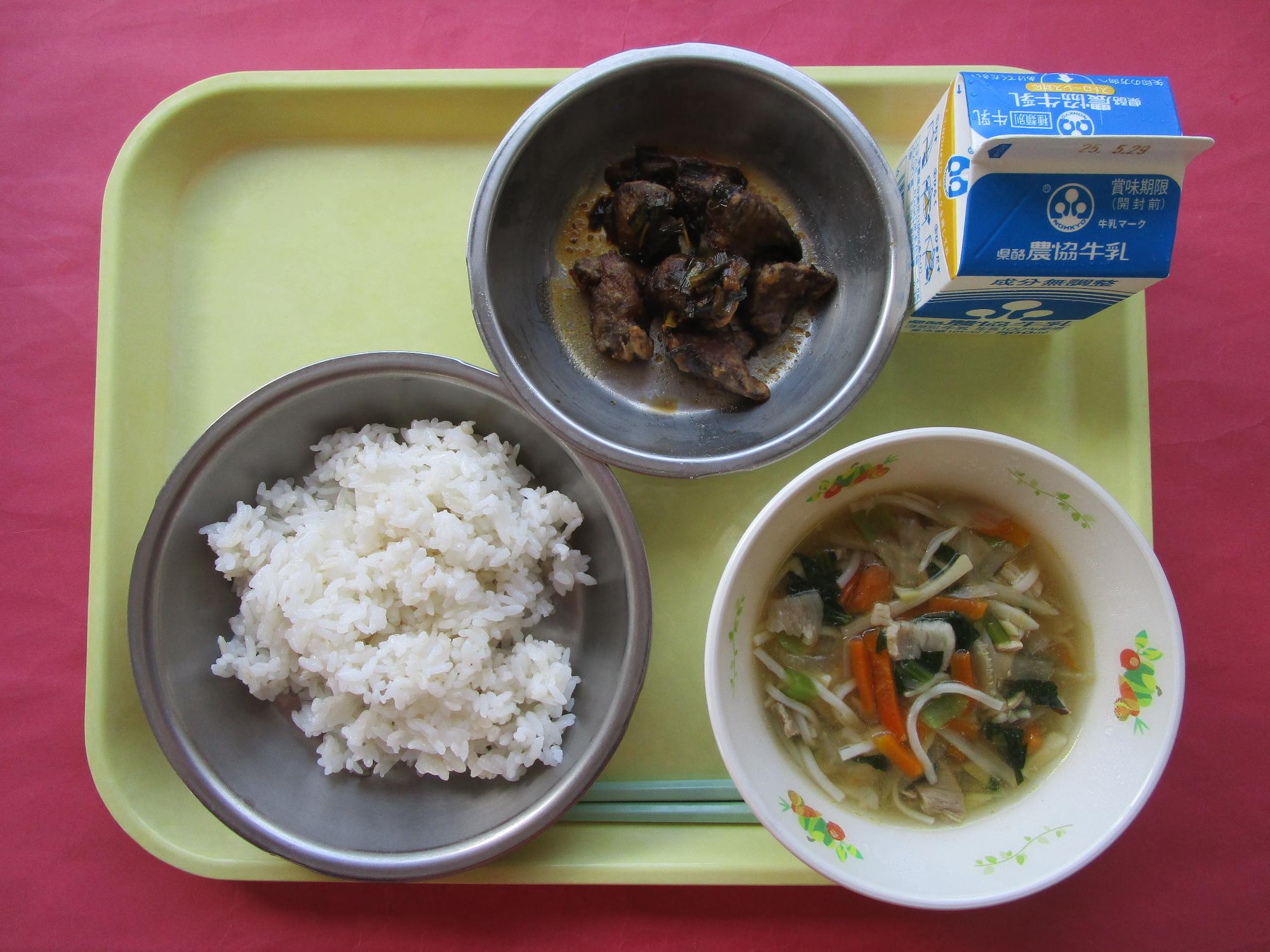 令和7年5月22日の給食画像B