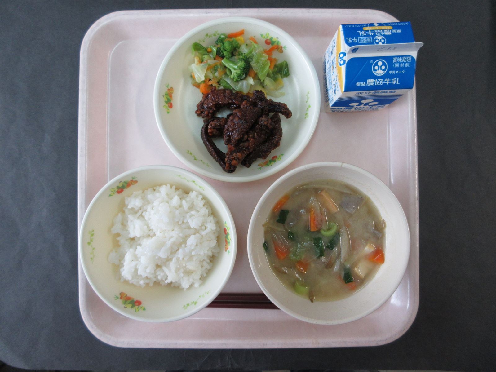 令和7年5月29日木曜日の給食画像