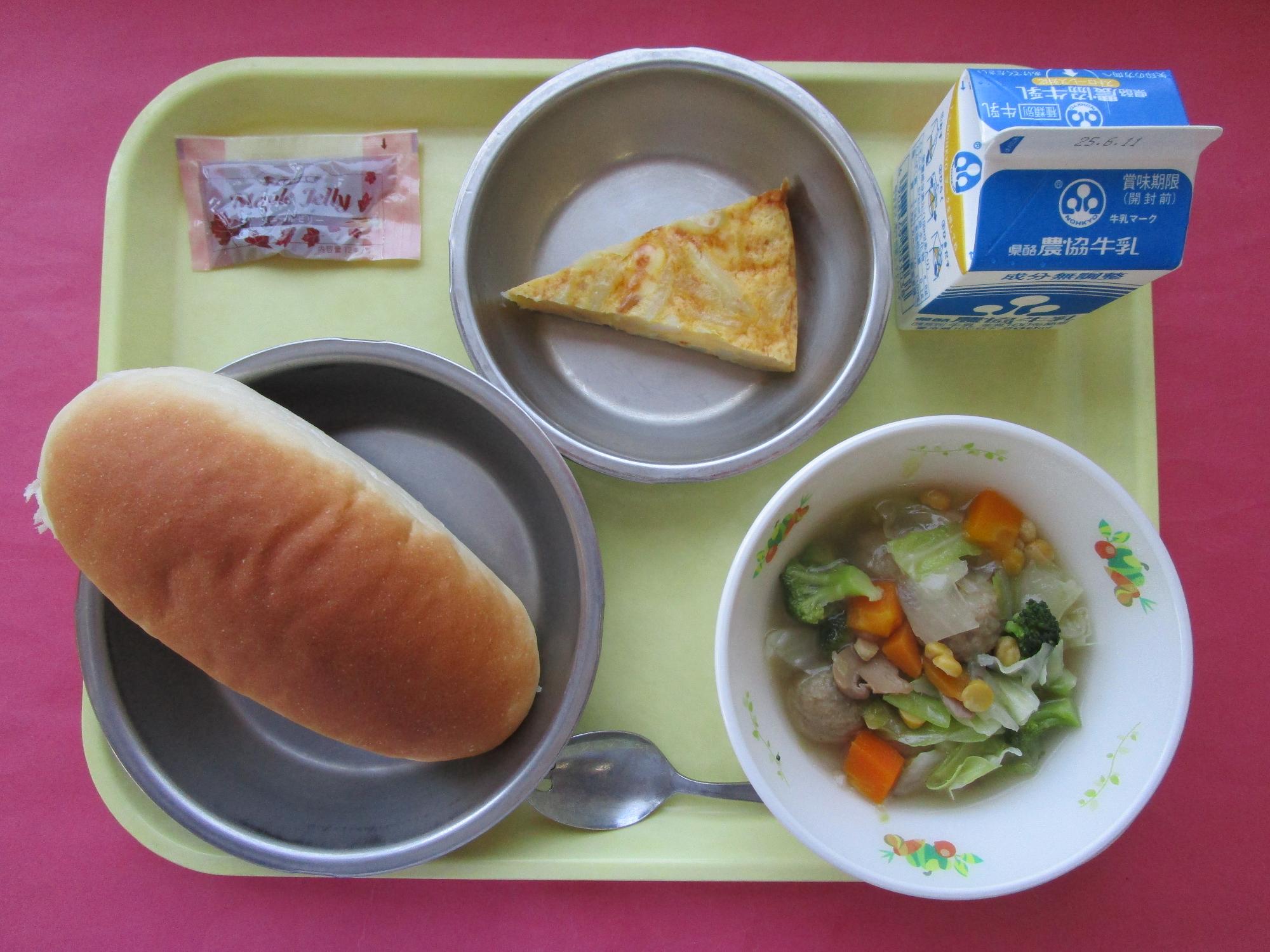 令和7年6月4日の給食画像B