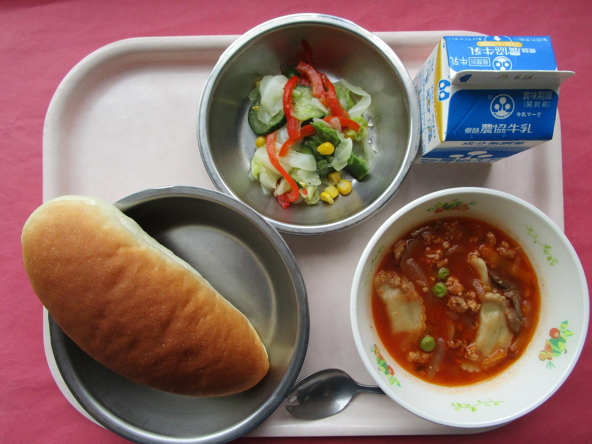 令和7年6月11日の給食画像A