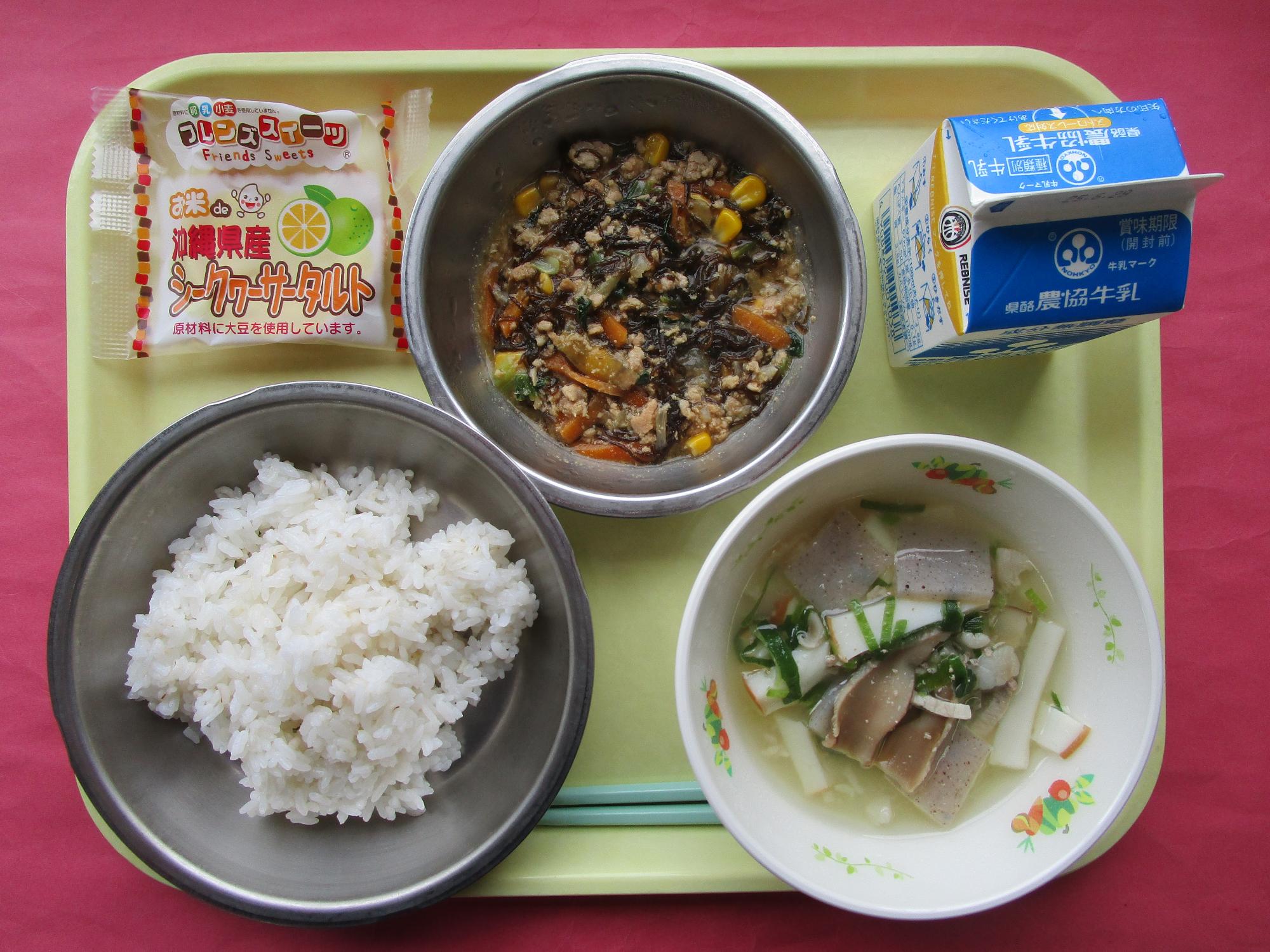 令和7年6月23日の給食画像B