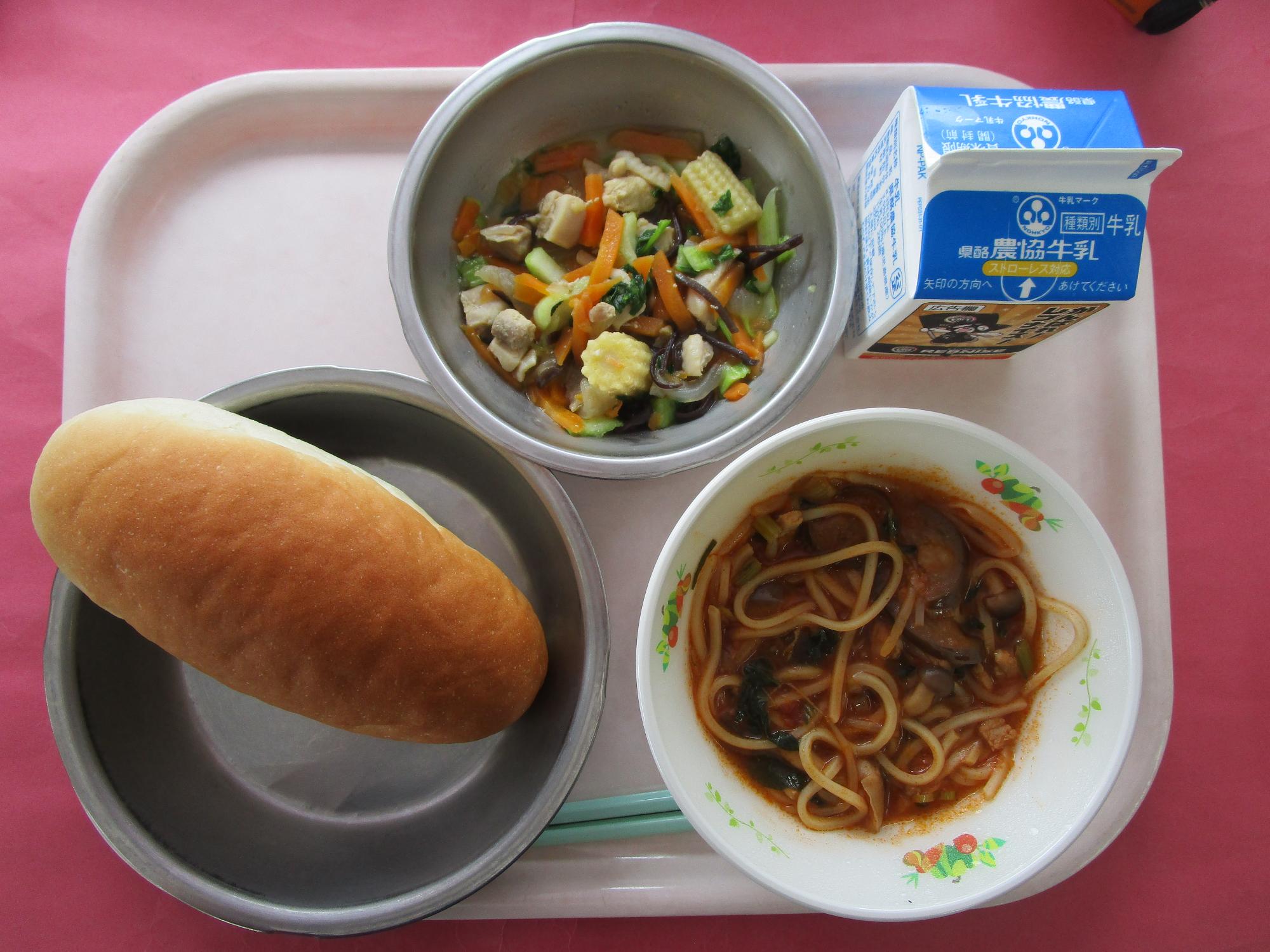 令和7年6月27日の給食画像A