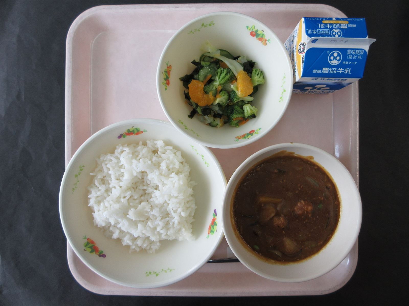 令和7年7月1日月曜日の給食画像