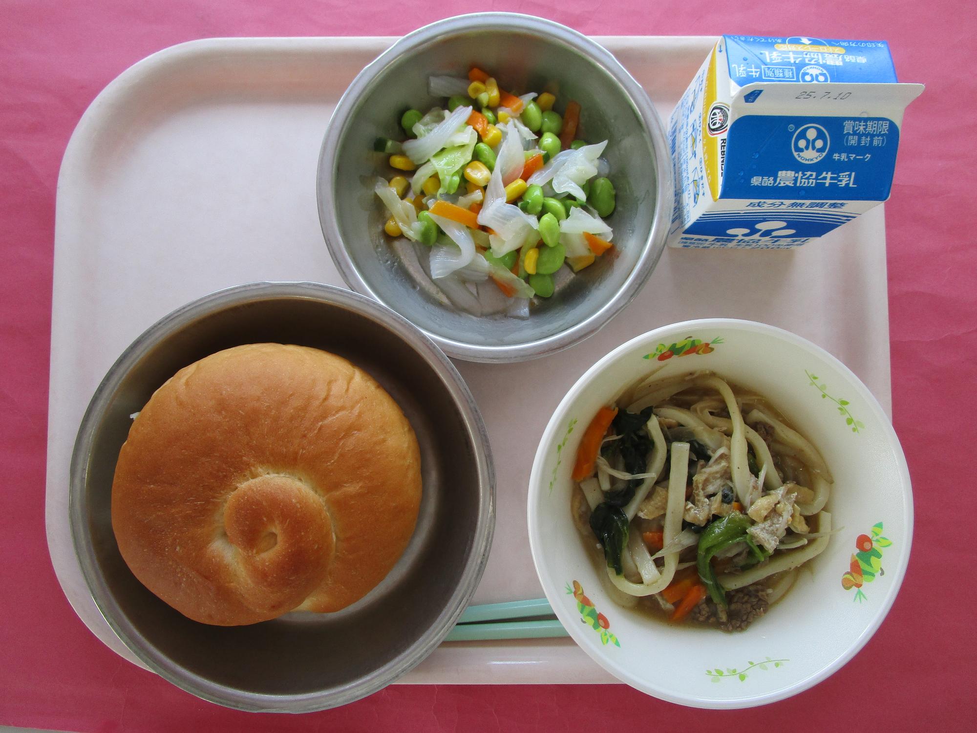 令和7年7月3日の給食画像A