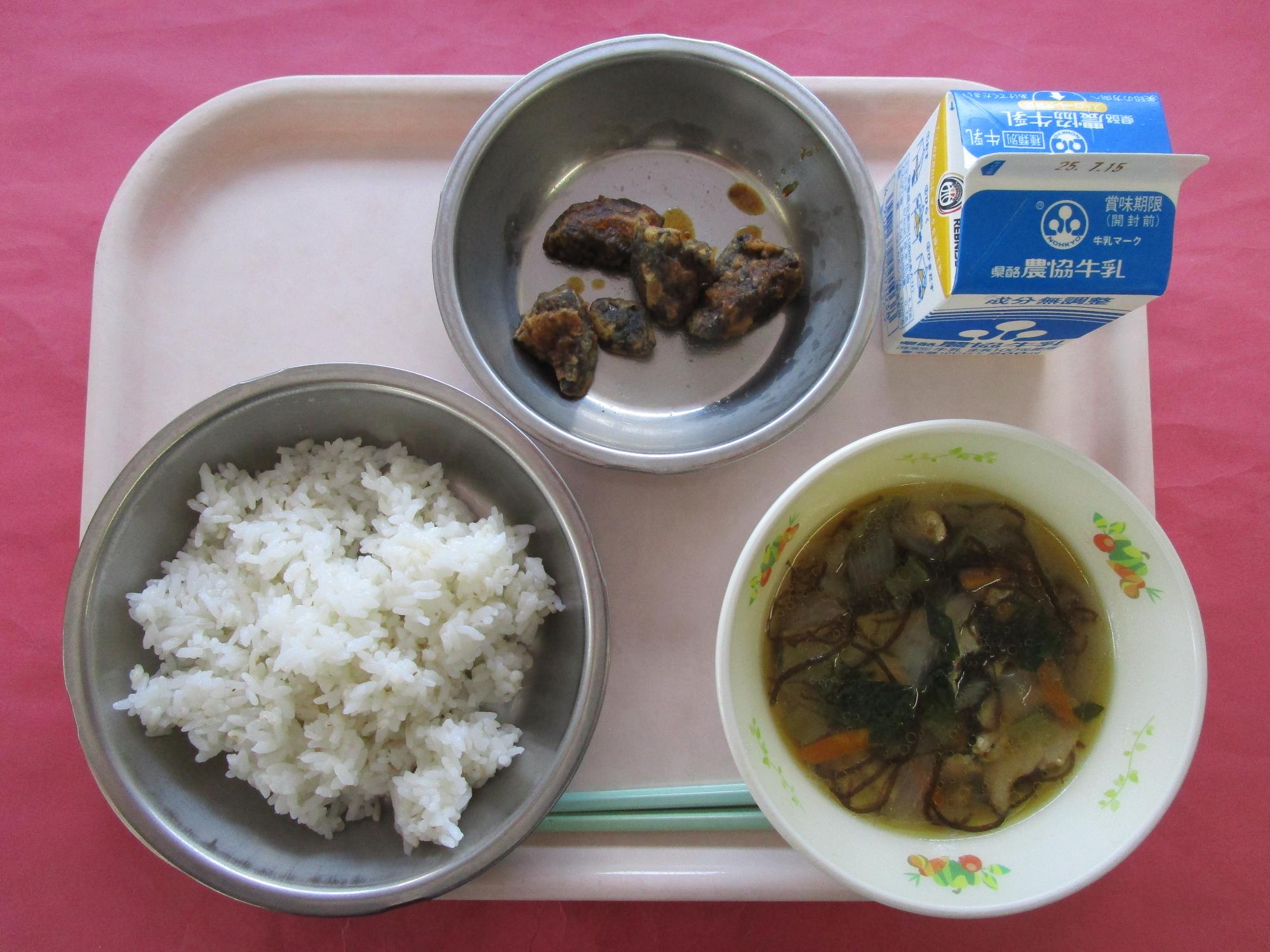 令和7年7月8日の給食画像A