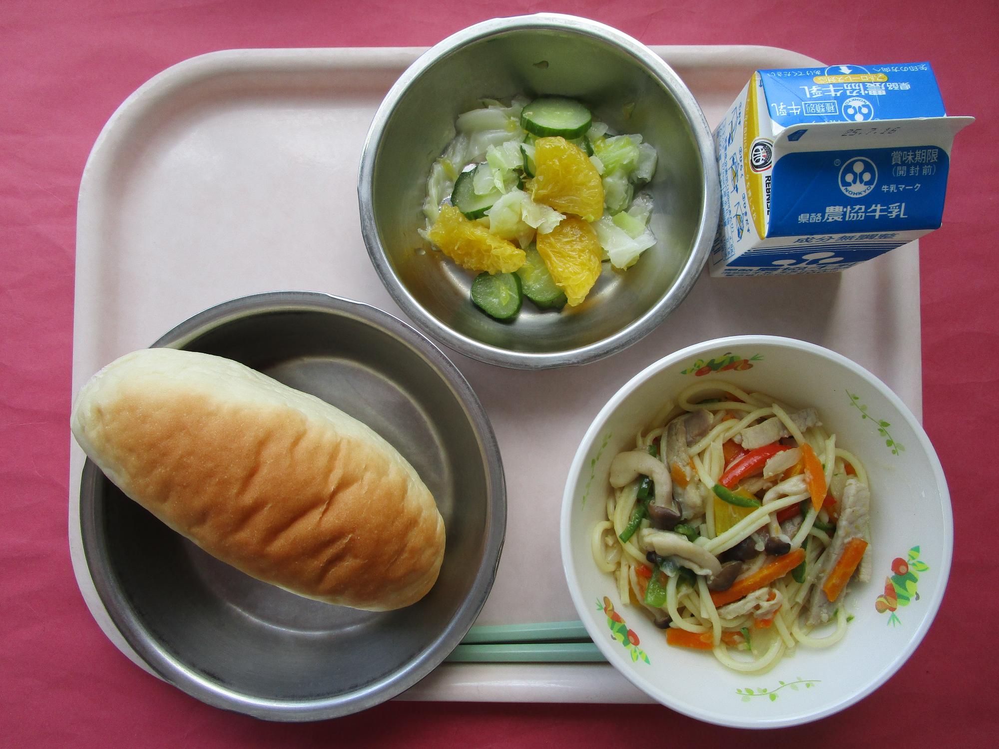 令和7年7月9日の給食画像A