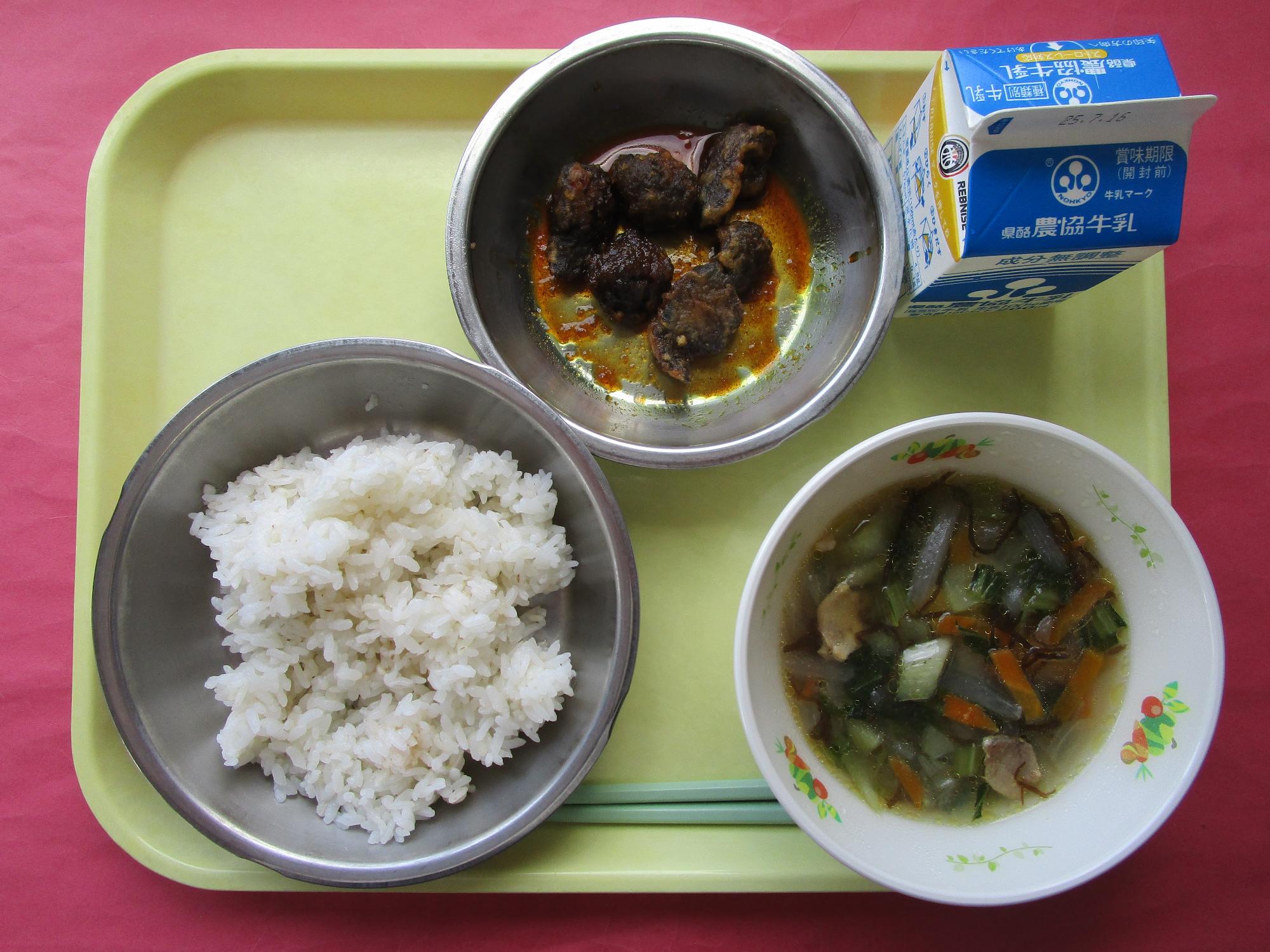 令和7年7月9日の給食画像B