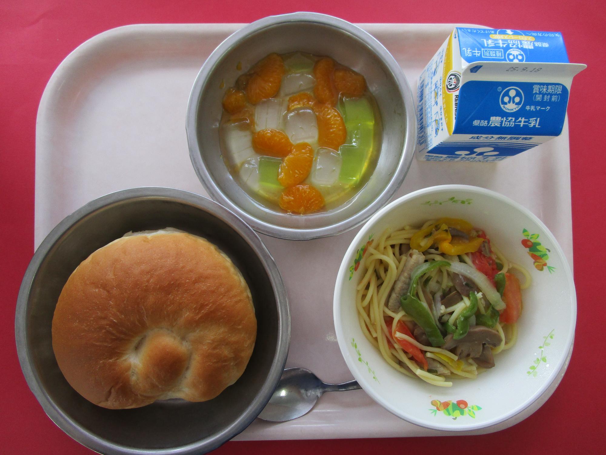令和7年9月11日の給食画像A