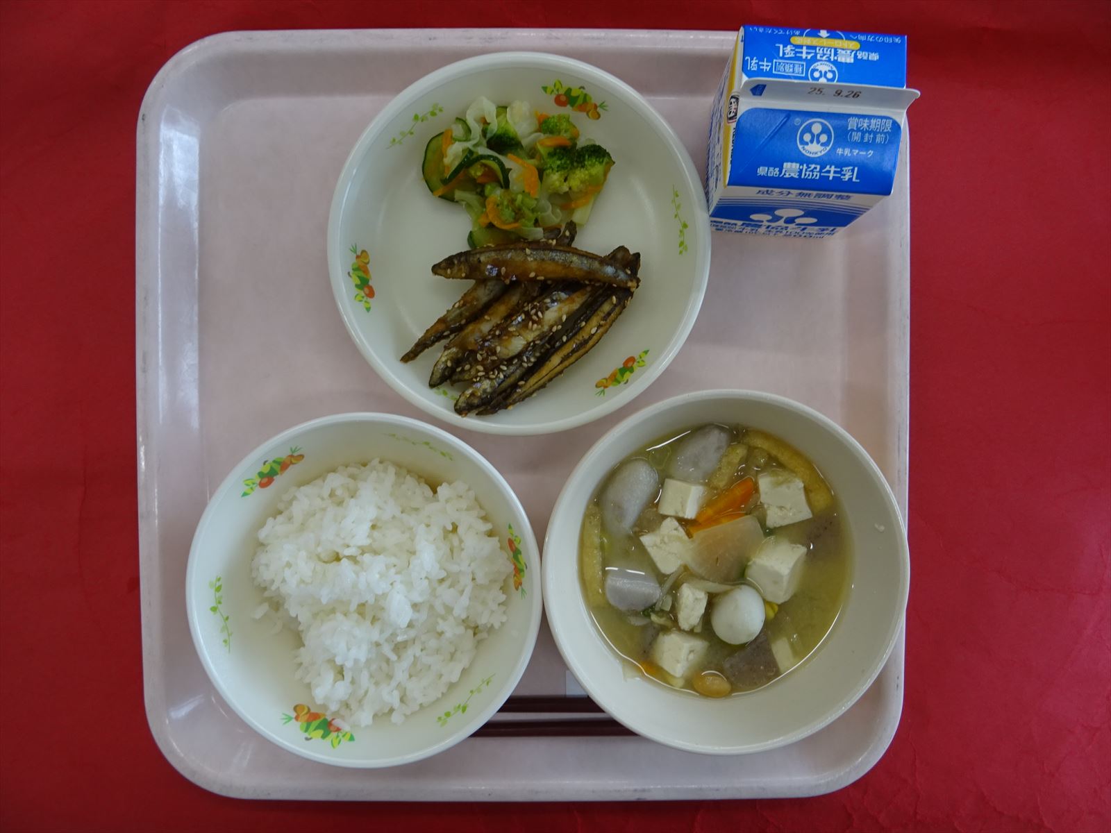 令和7年9月19日金曜日の給食画像