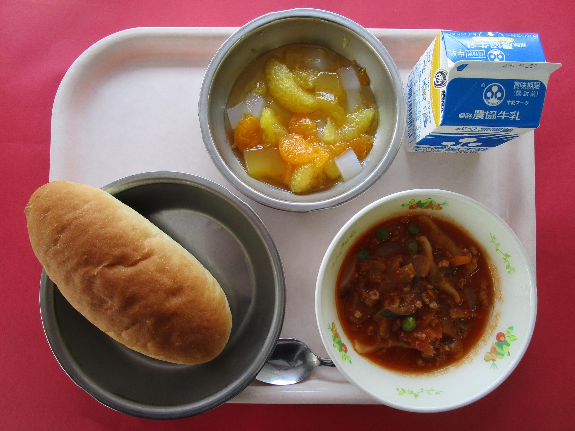 令和7年9月22日の給食画像A