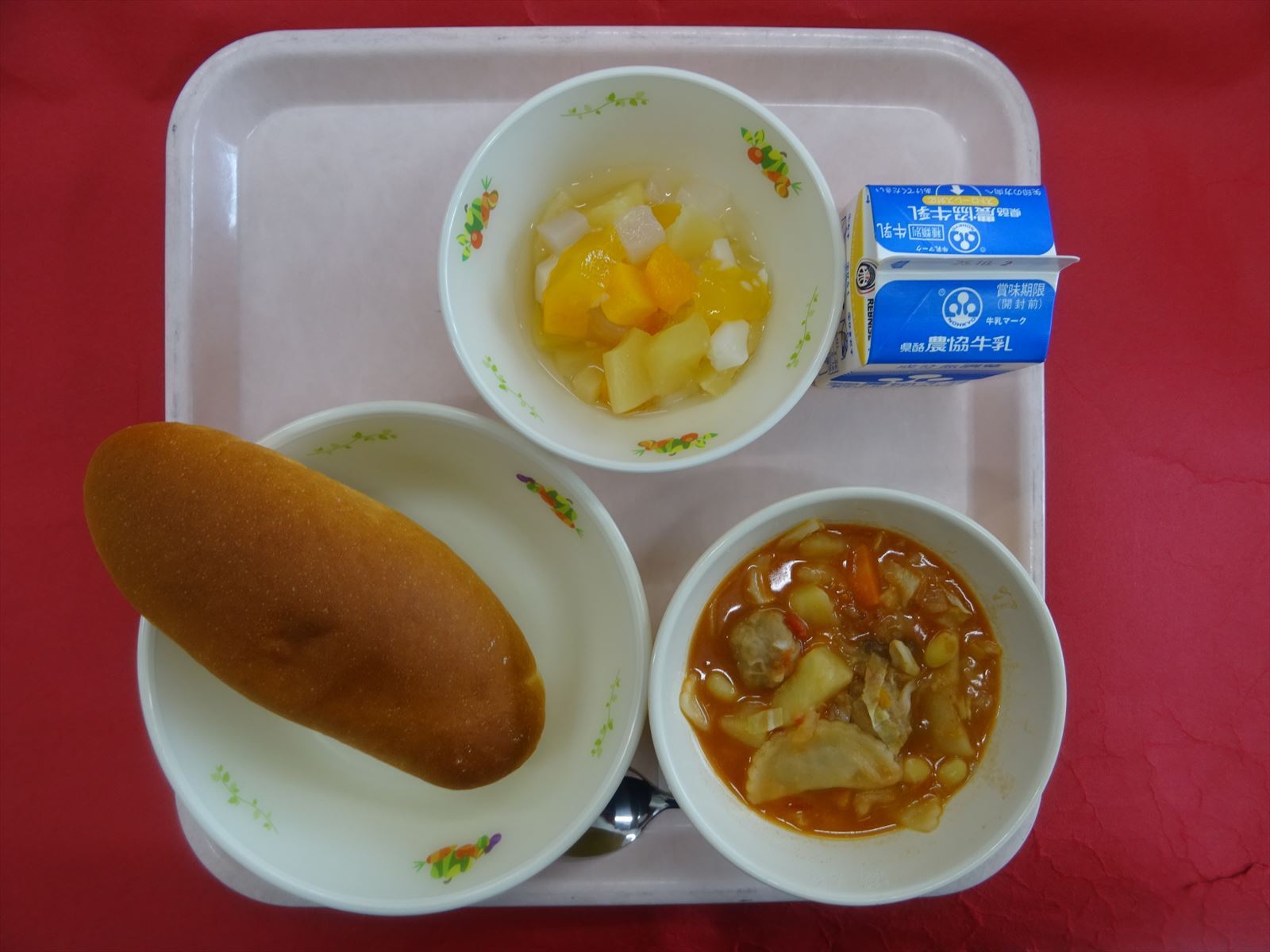 令和7年9月25日木曜日の給食画像