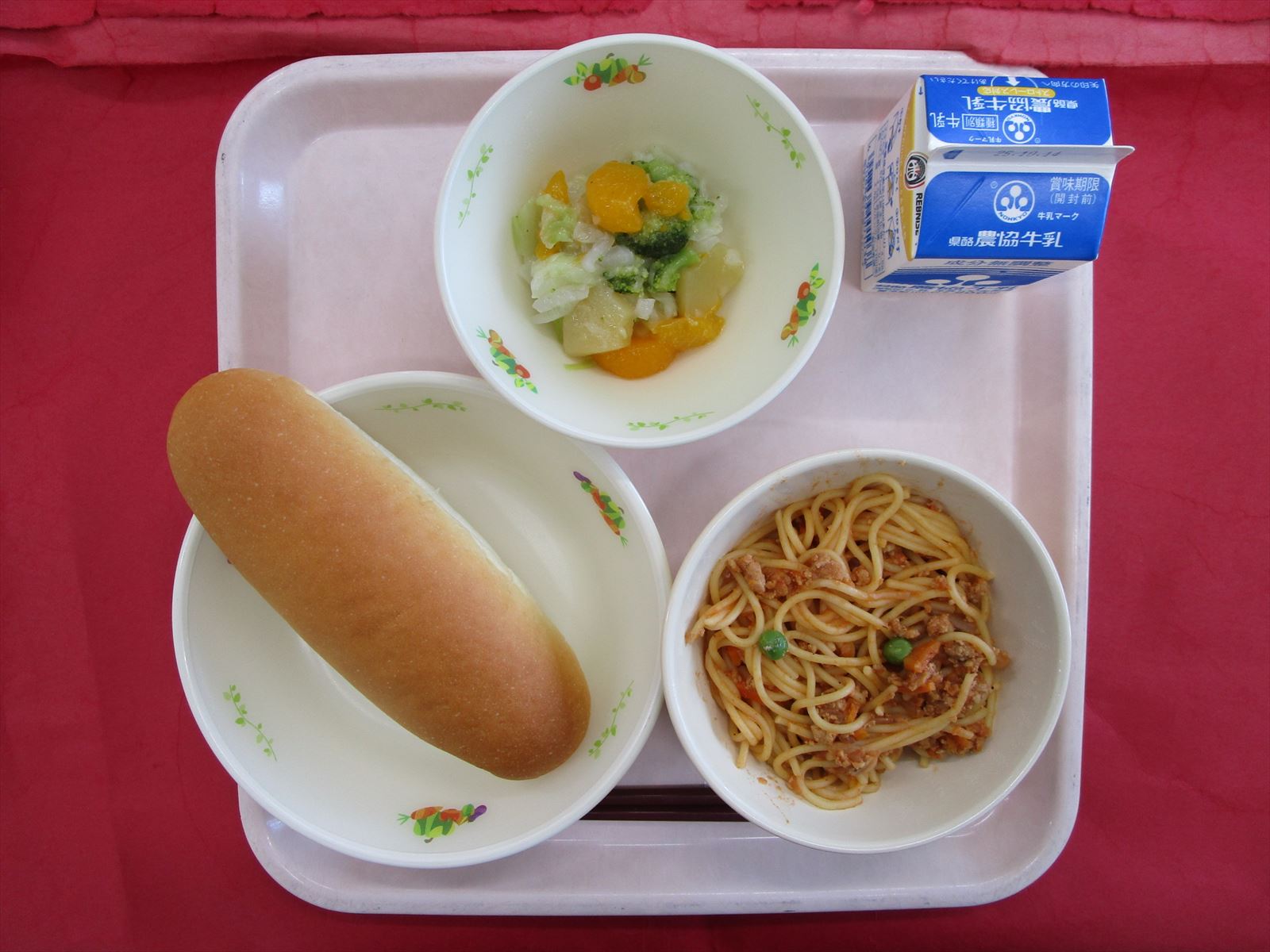 令和7年10月7日火曜日の給食画像