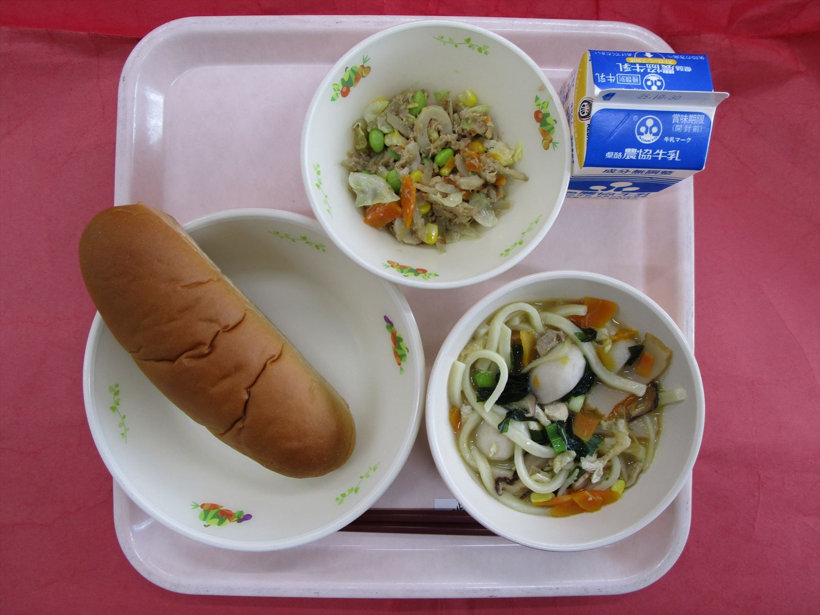 令和7年10月23日木曜日の給食画像