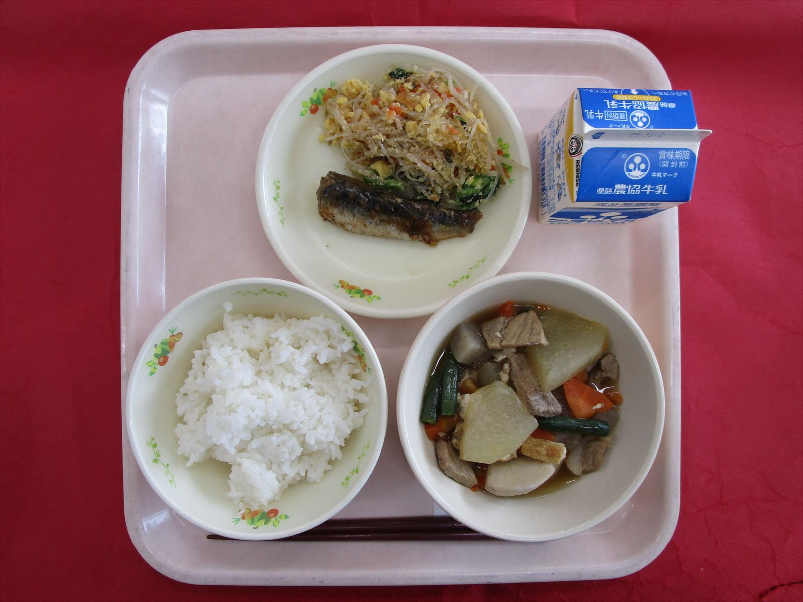 令和7年10月27日月曜日の給食画像