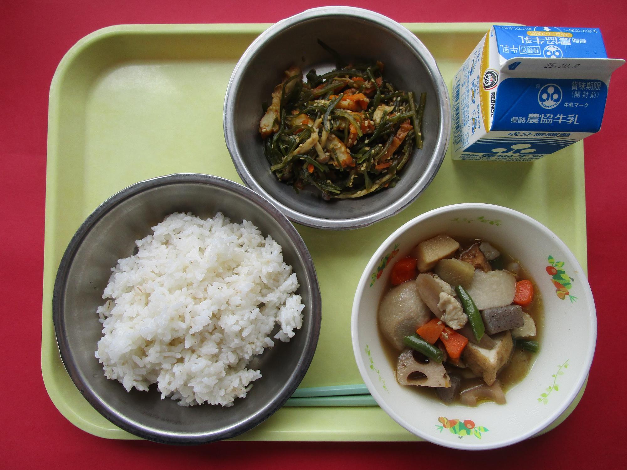 令和7年10月1日の給食画像B