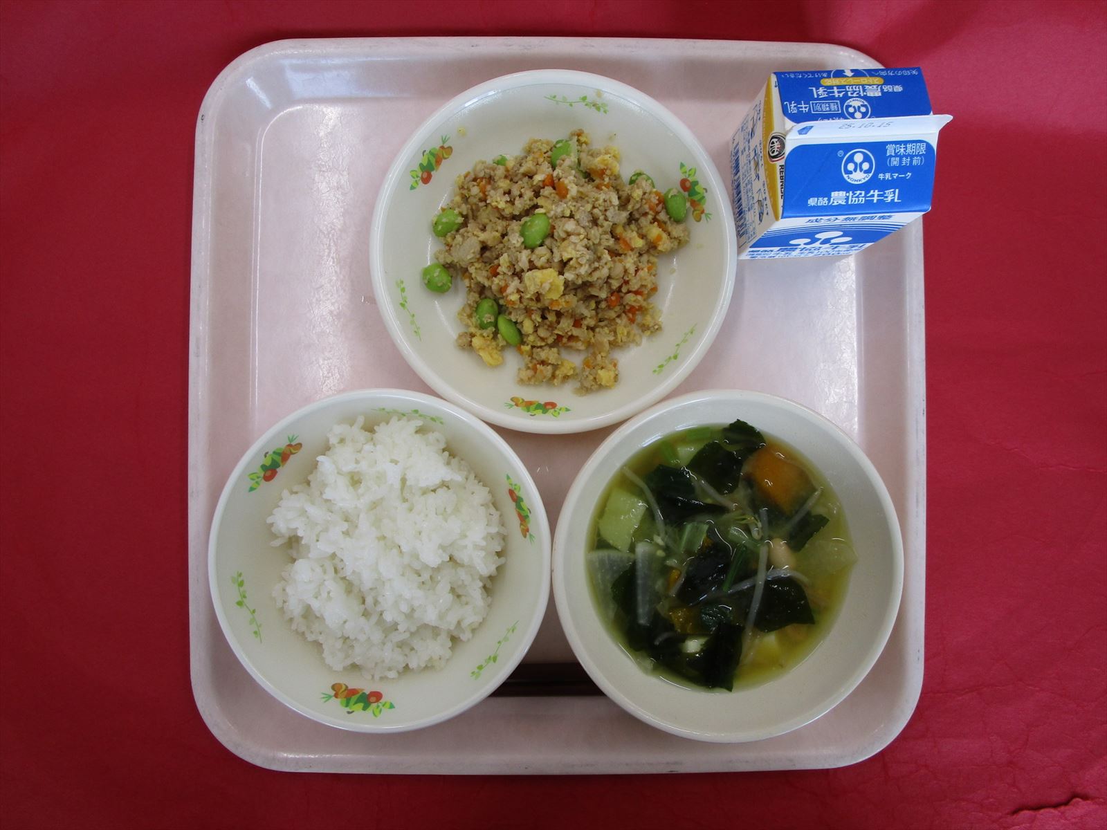 令和7年10月8日水曜日の給食画像