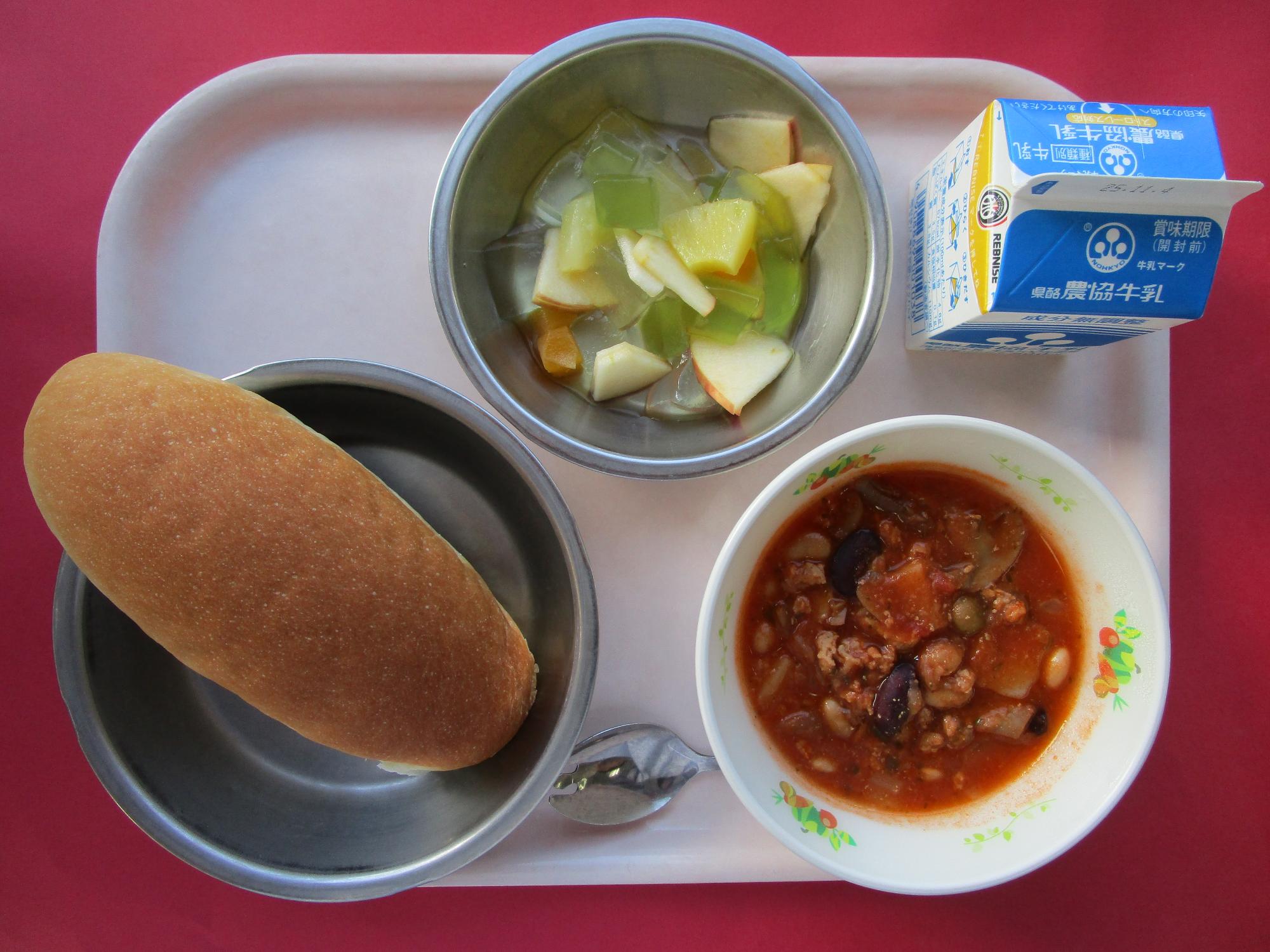 令和7年10月28日の給食画像A