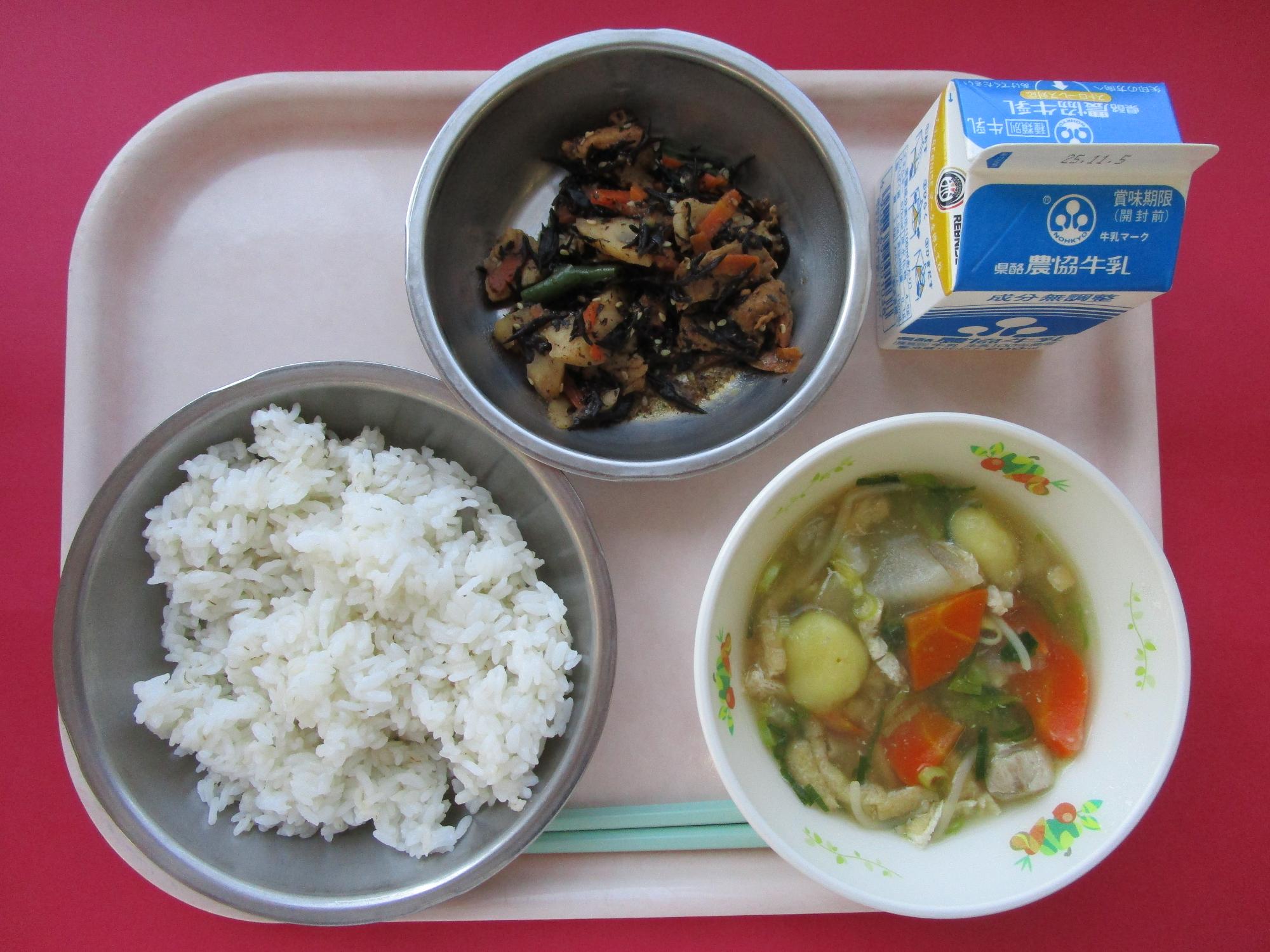 令和7年10月29日の給食画像A