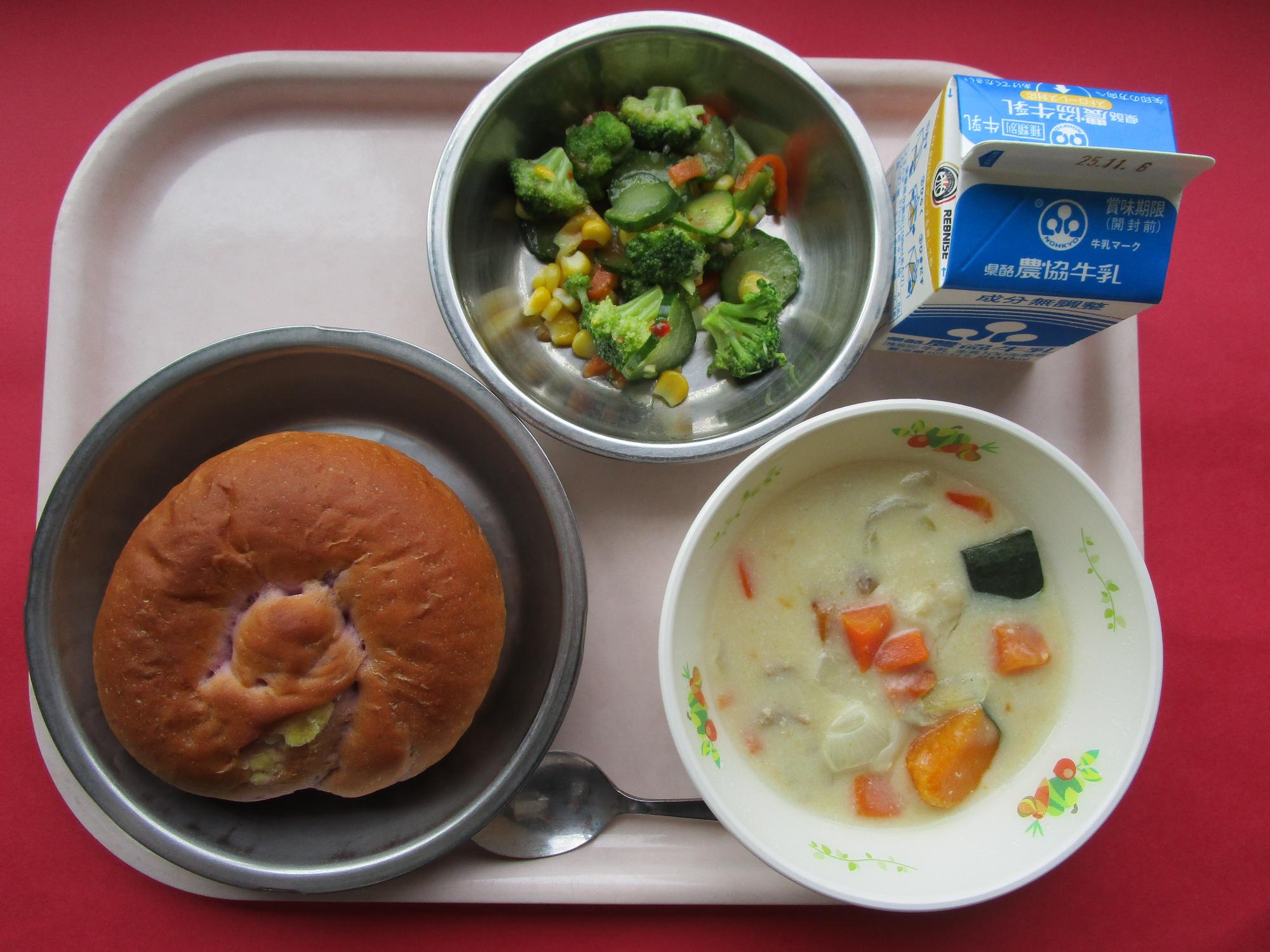 令和7年10月30日の給食画像A