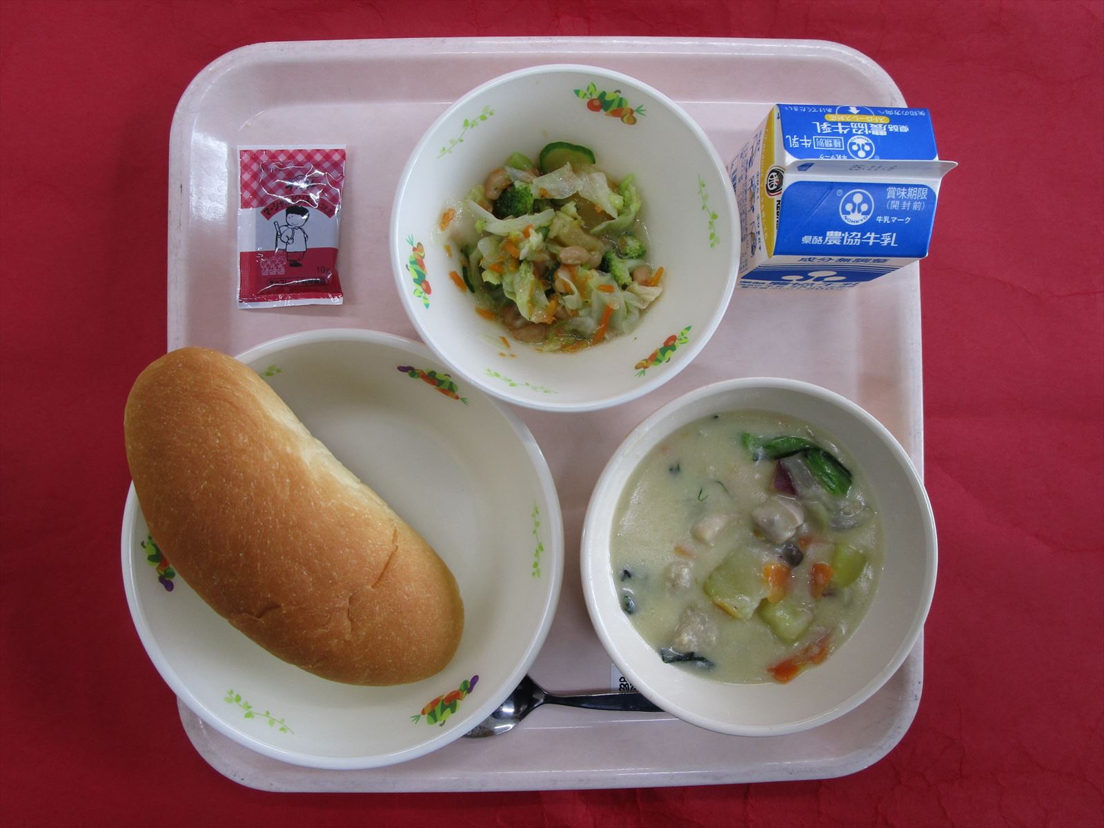 令和7年10月30日木曜日の給食画像