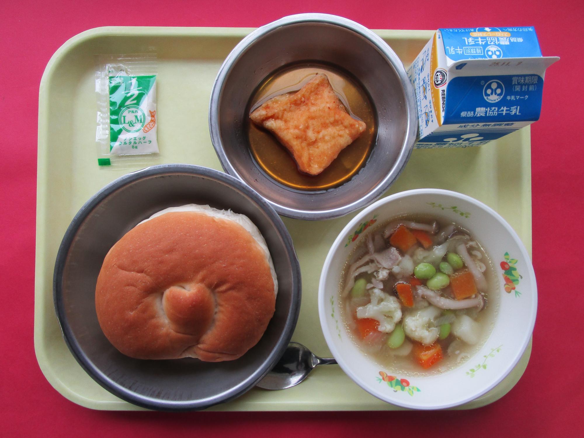 令和7年10月31日の給食画像B