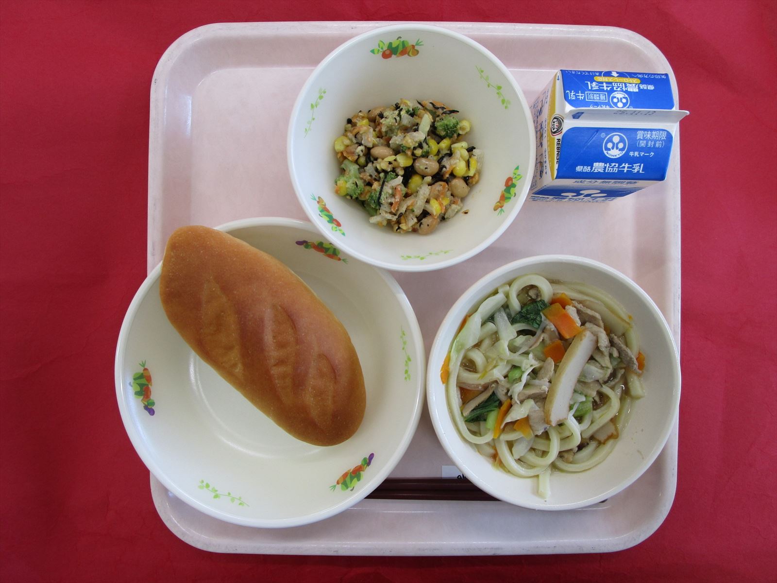 令和7年11月6日木曜日の給食画像