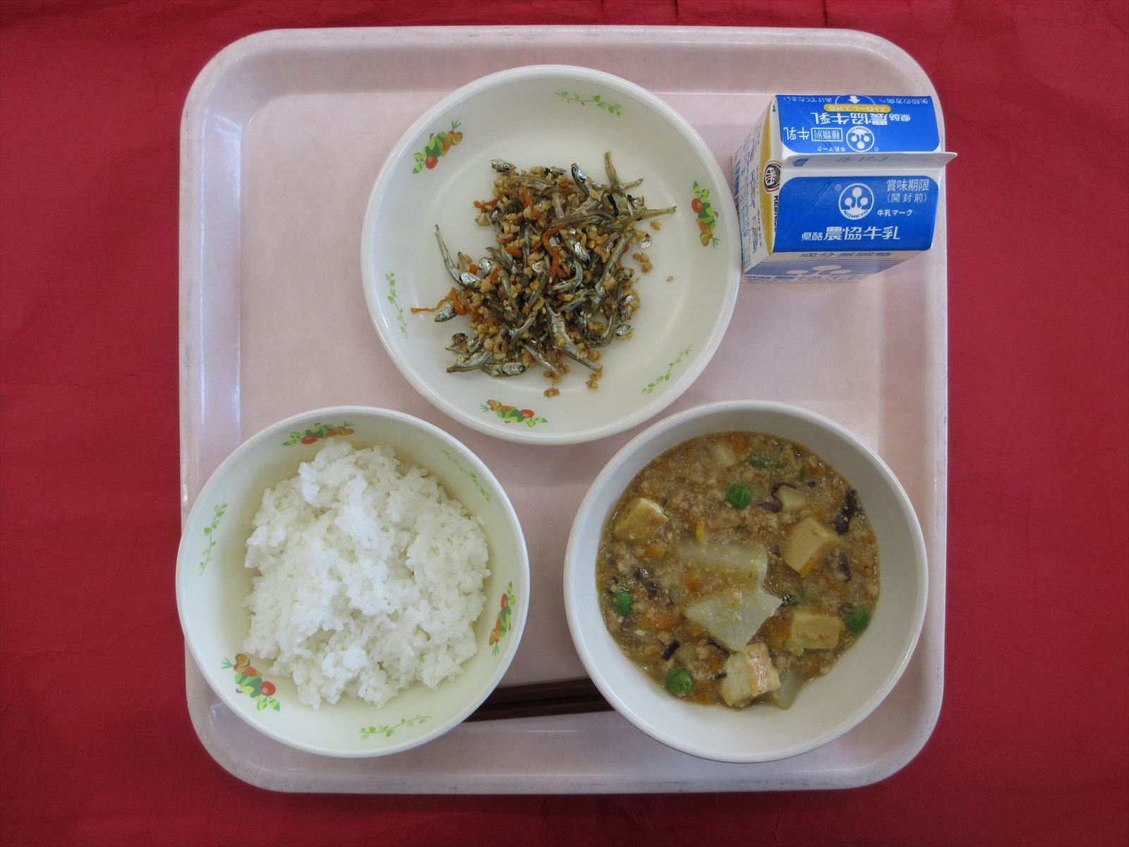 令和7年11月26日水曜日の給食画像