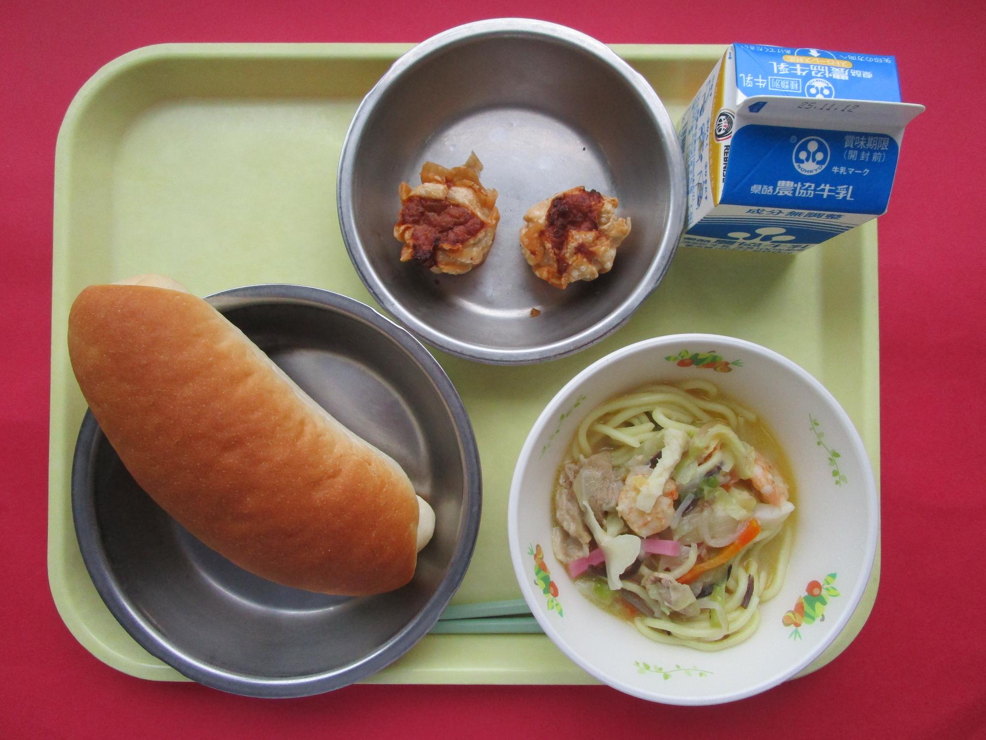 令和7年11月5日の給食画像B