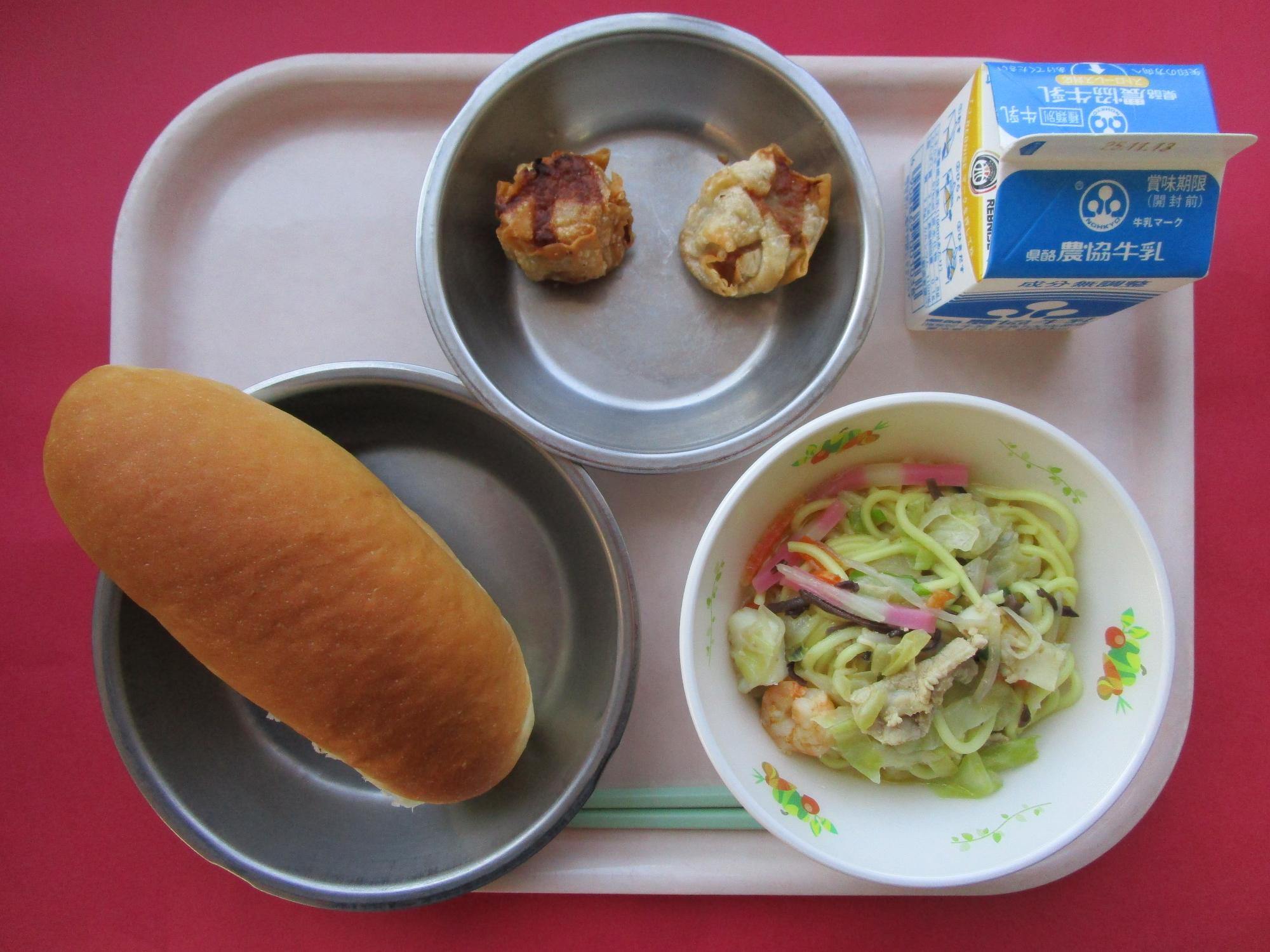 令和7年11月6日の給食画像A