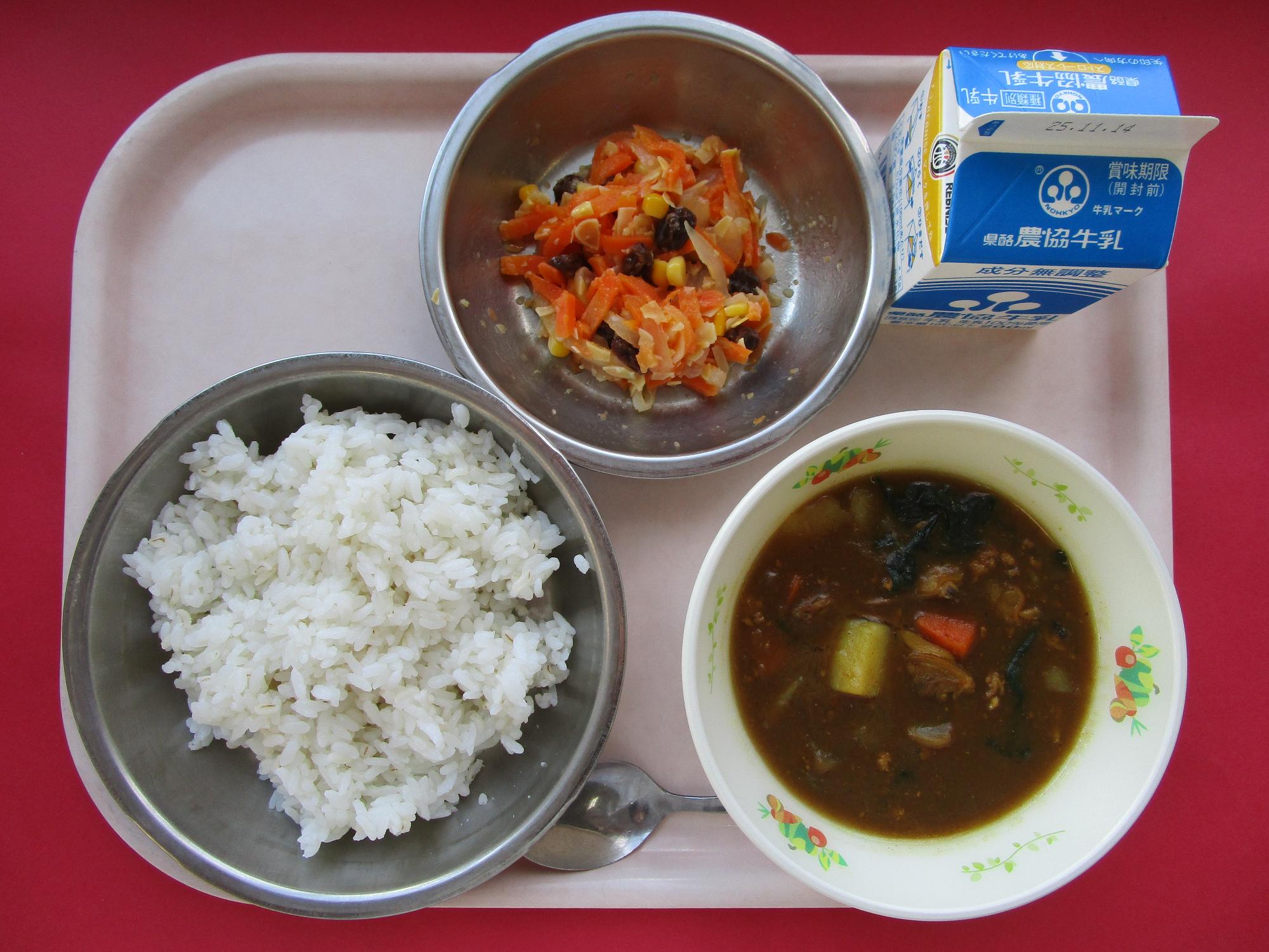 令和7年11月7日の給食画像A