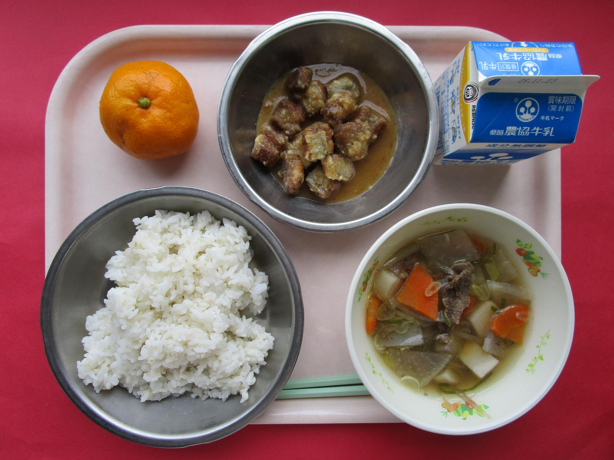 令和7年11月17日の給食画像A