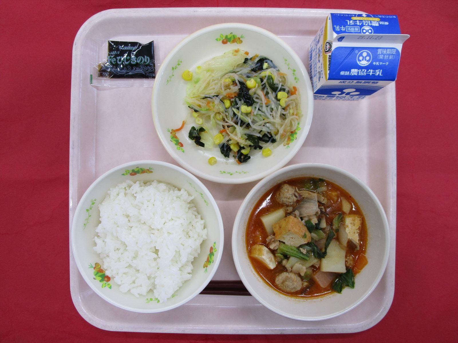 令和7年11月17日月曜日の給食画像