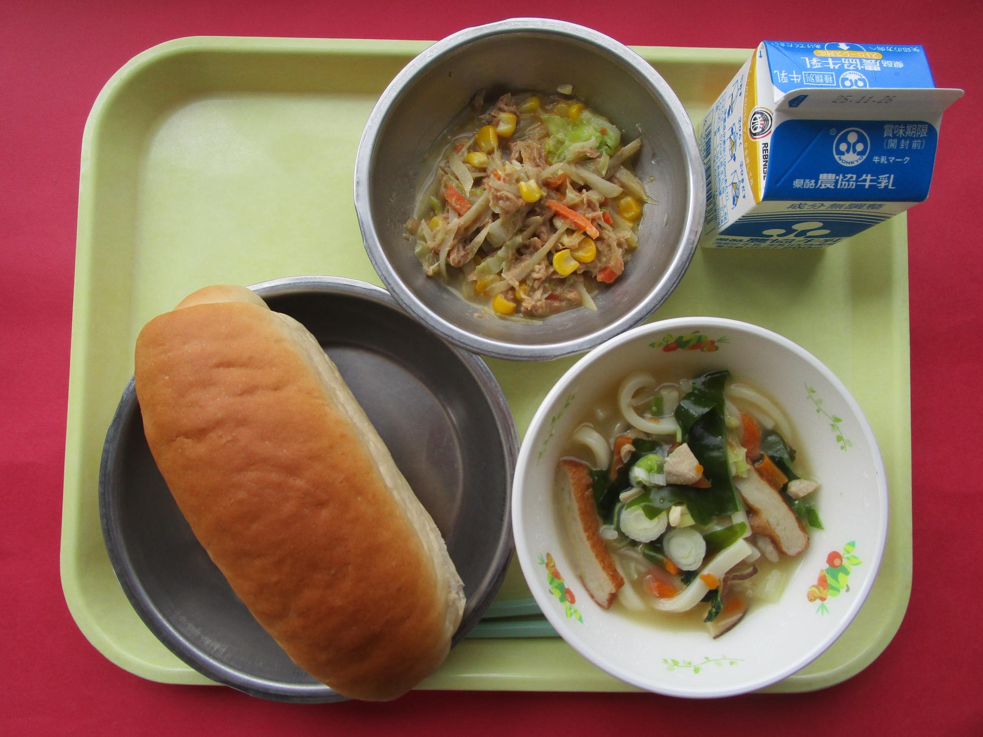 令和7年11月19日の給食画像B