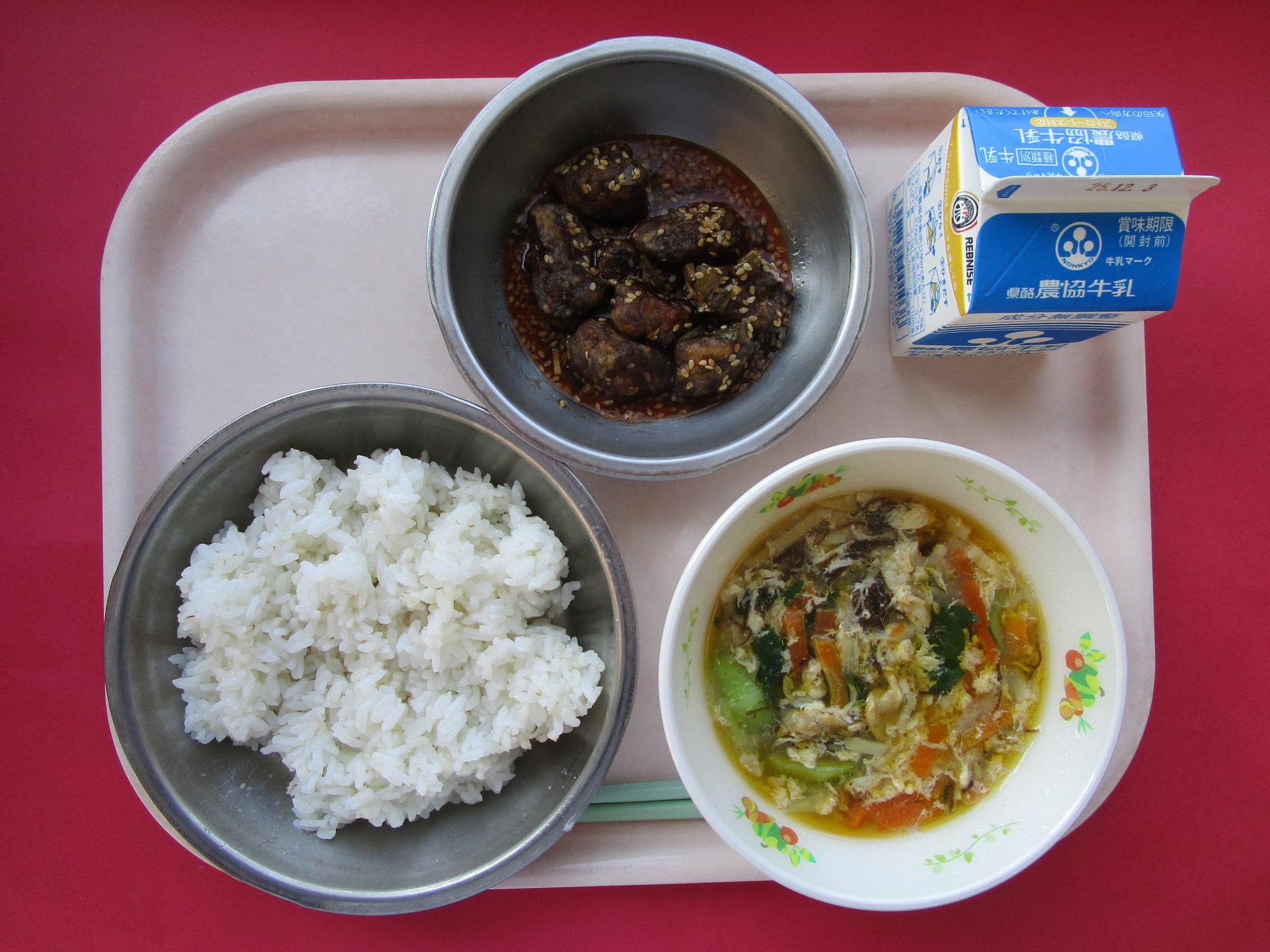 令和7年11月26日の給食画像A