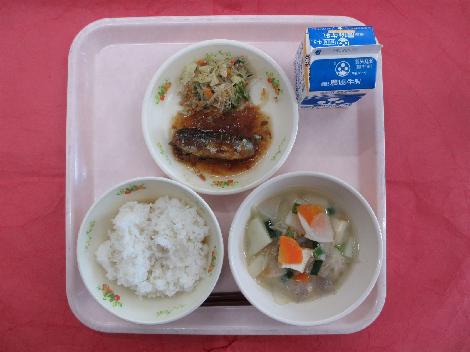 令和7年12月19日金曜日の給食画像