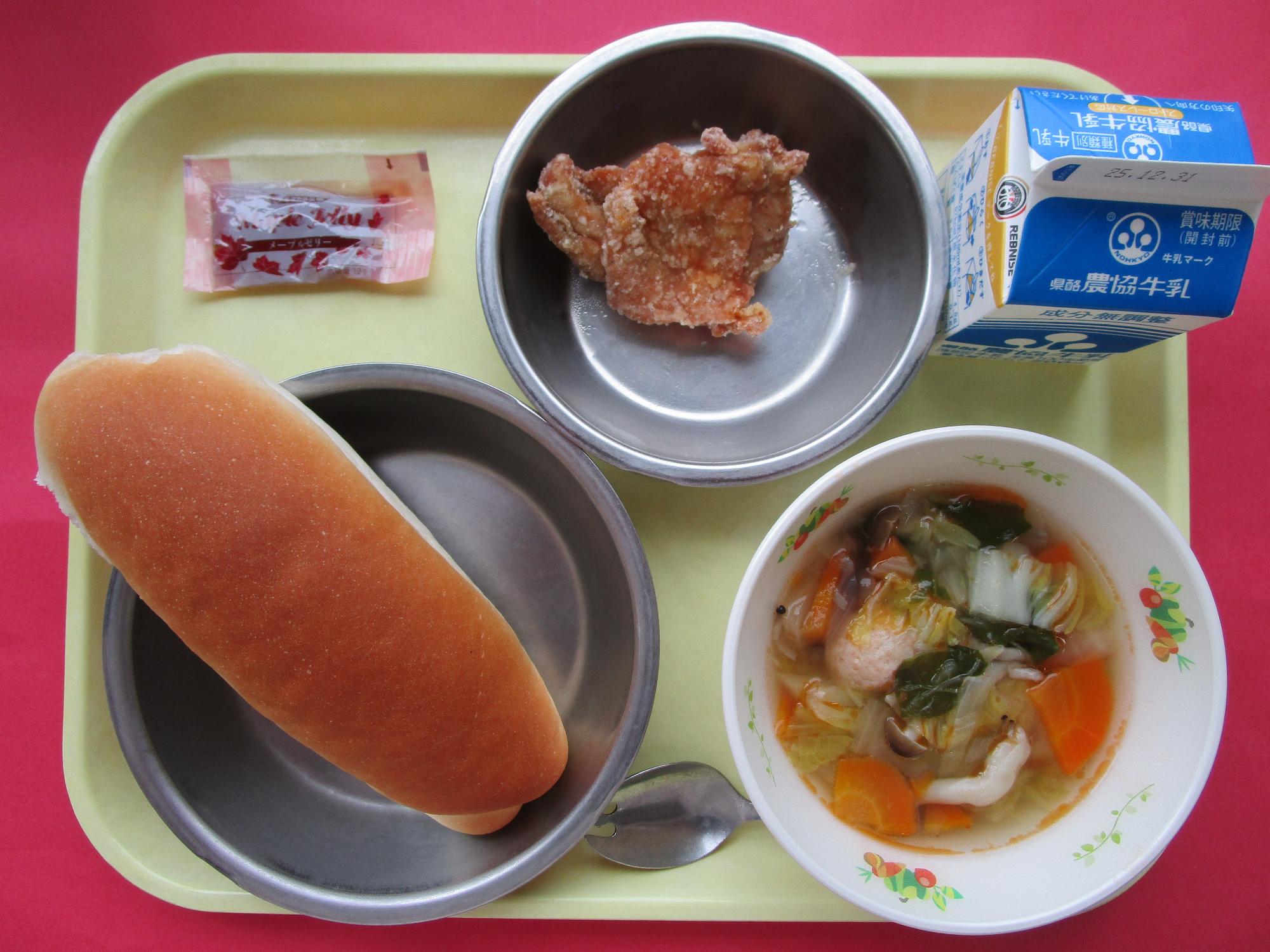 令和7年12月24日の給食画像B