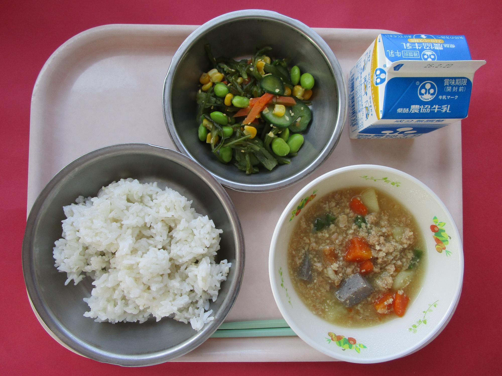 令和8年2月13日の給食画像A