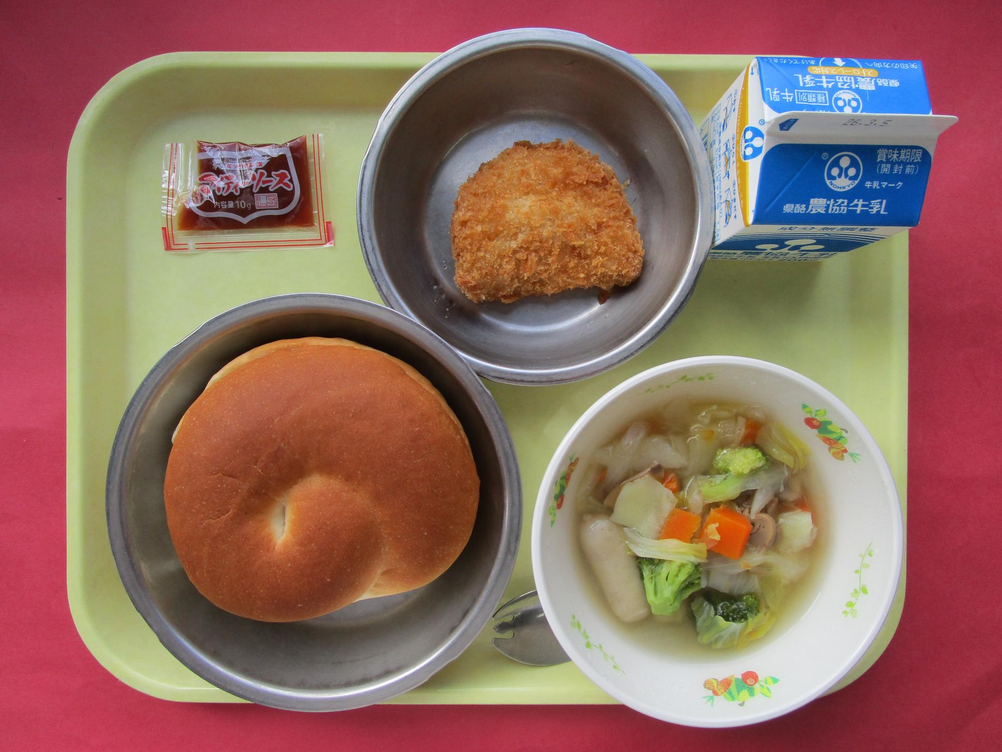 令和8年2月26日の給食画像B