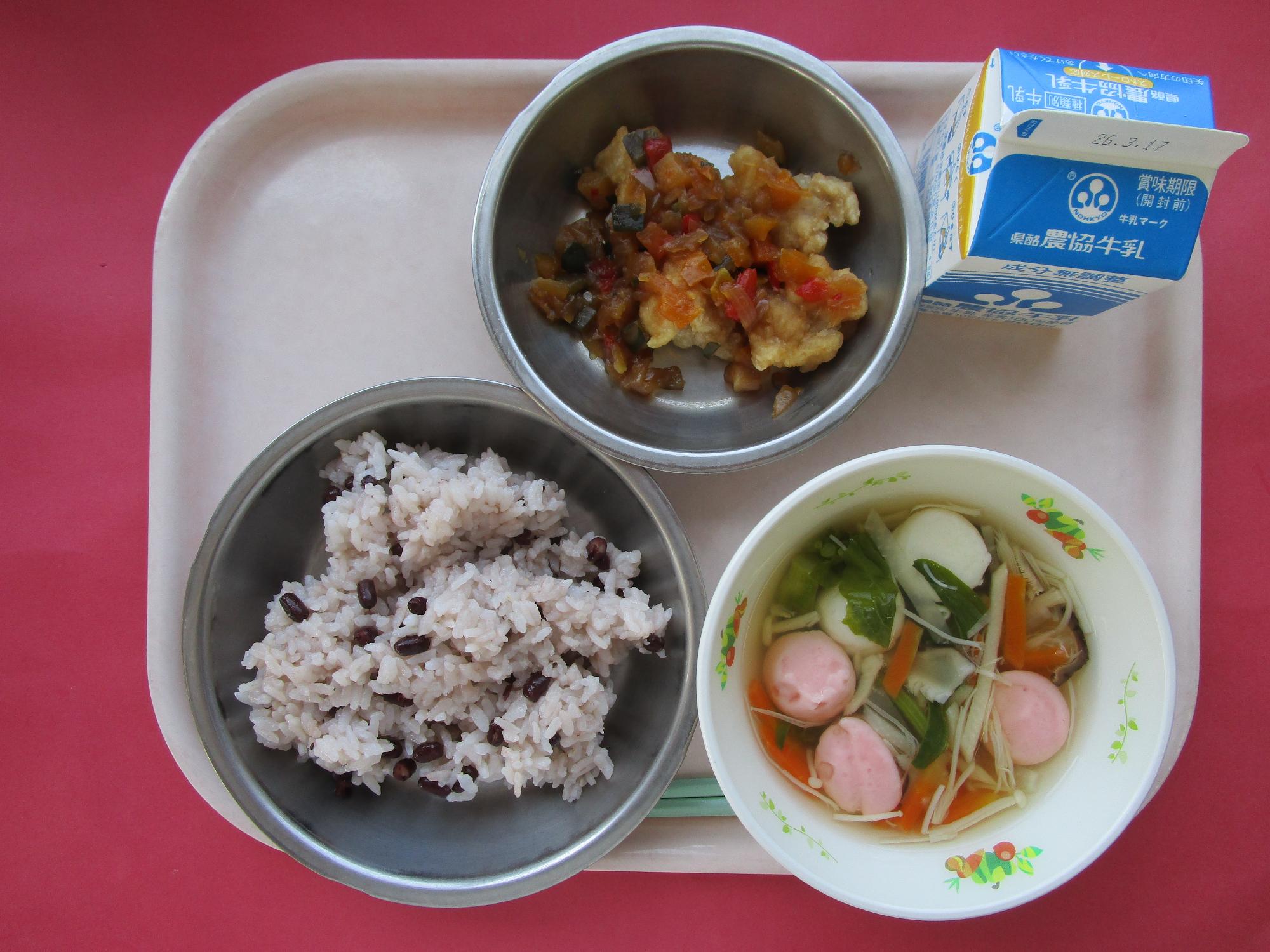 令和8年3月10日の給食画像A