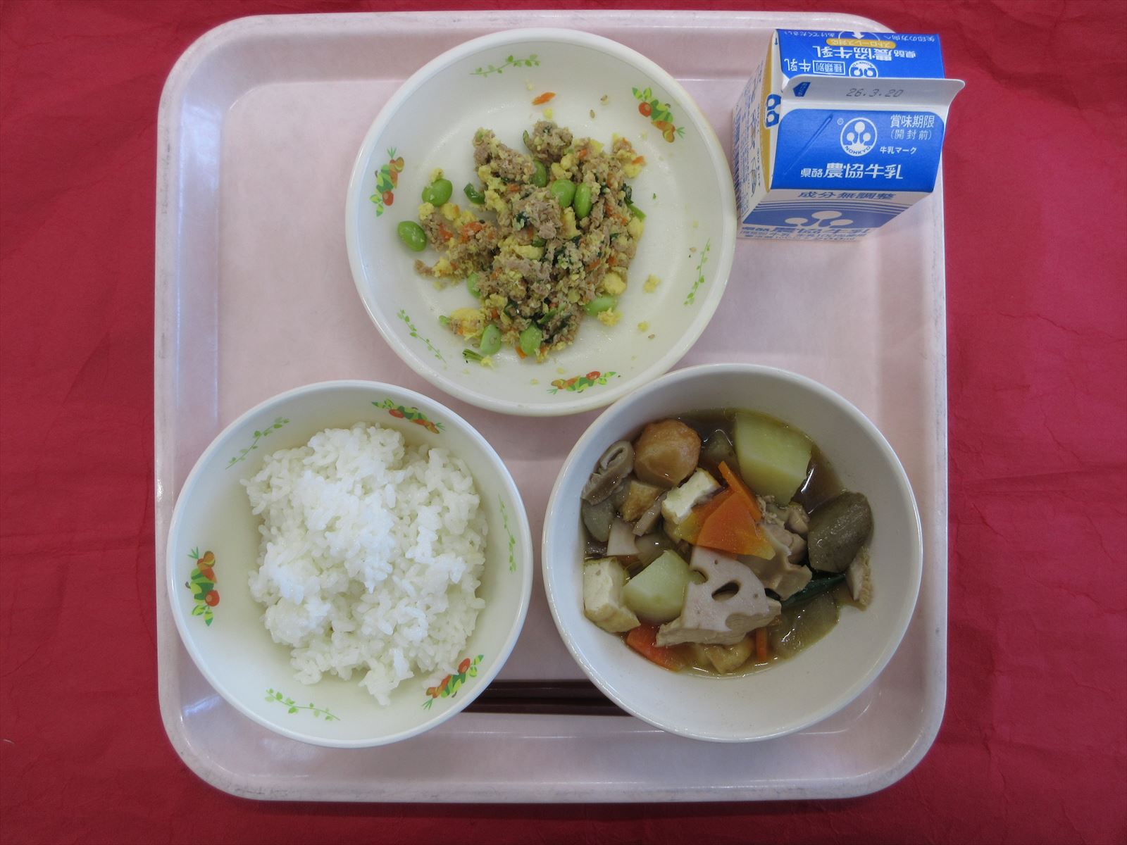 令和8年3月13日金曜日の給食画像