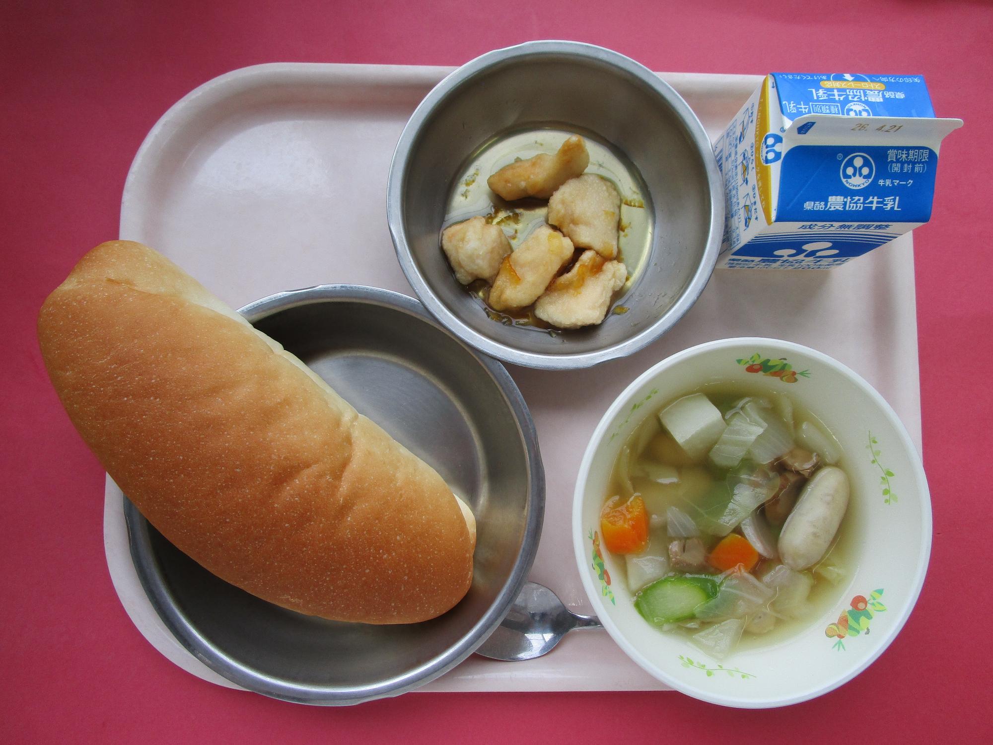 令和8年4月14日の給食画像A