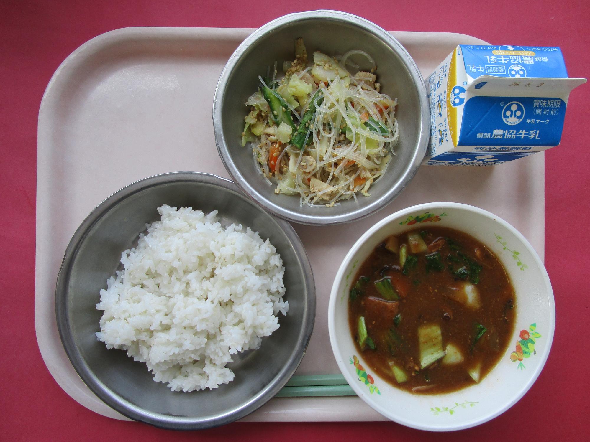 令和8年4月27日の給食画像A