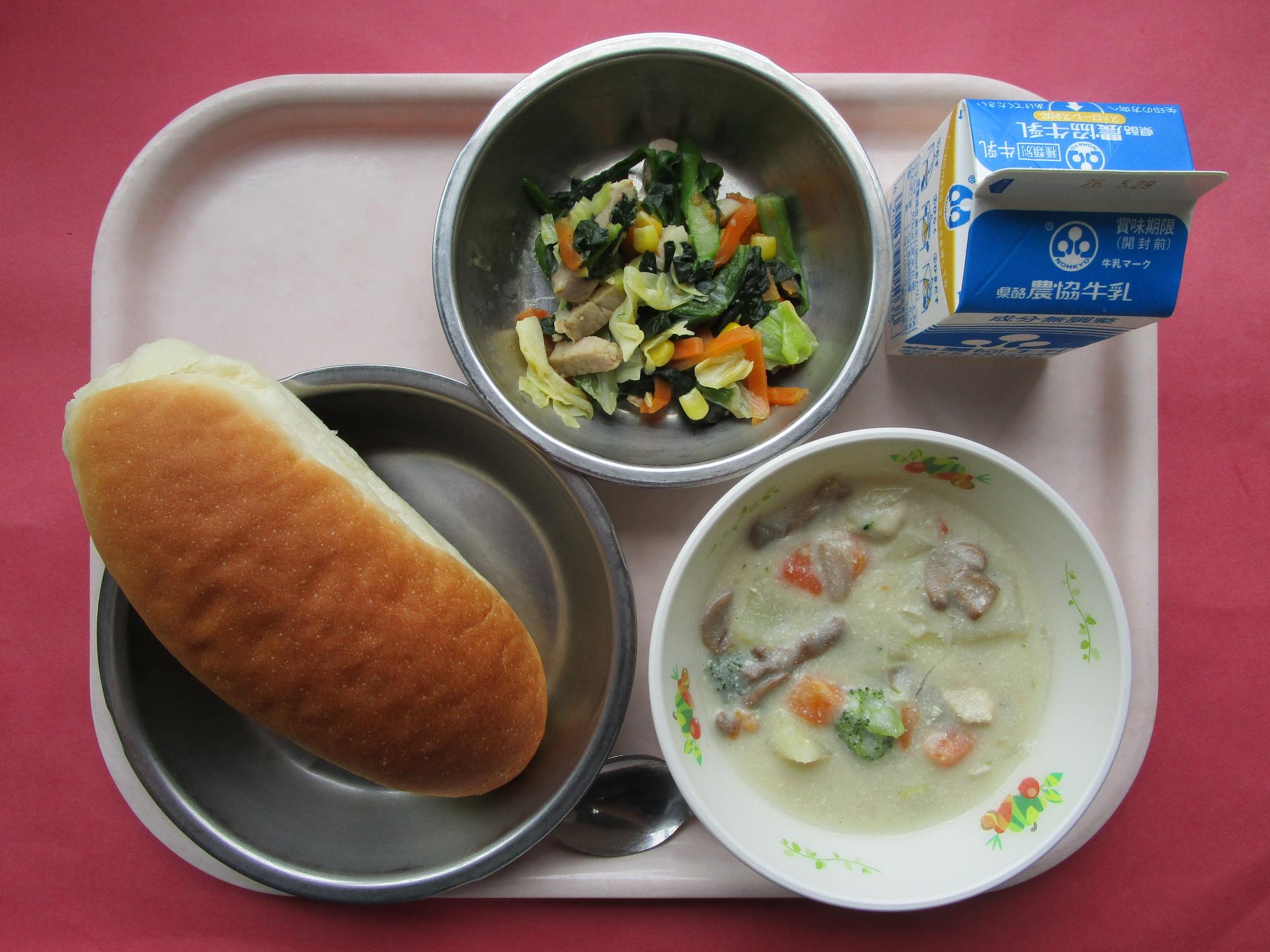 令和8年5月22日の給食画像A
