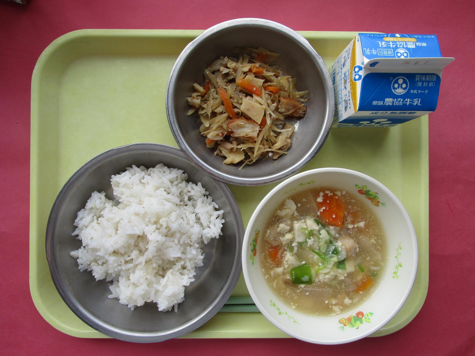 令和8年6月1日の給食画像B