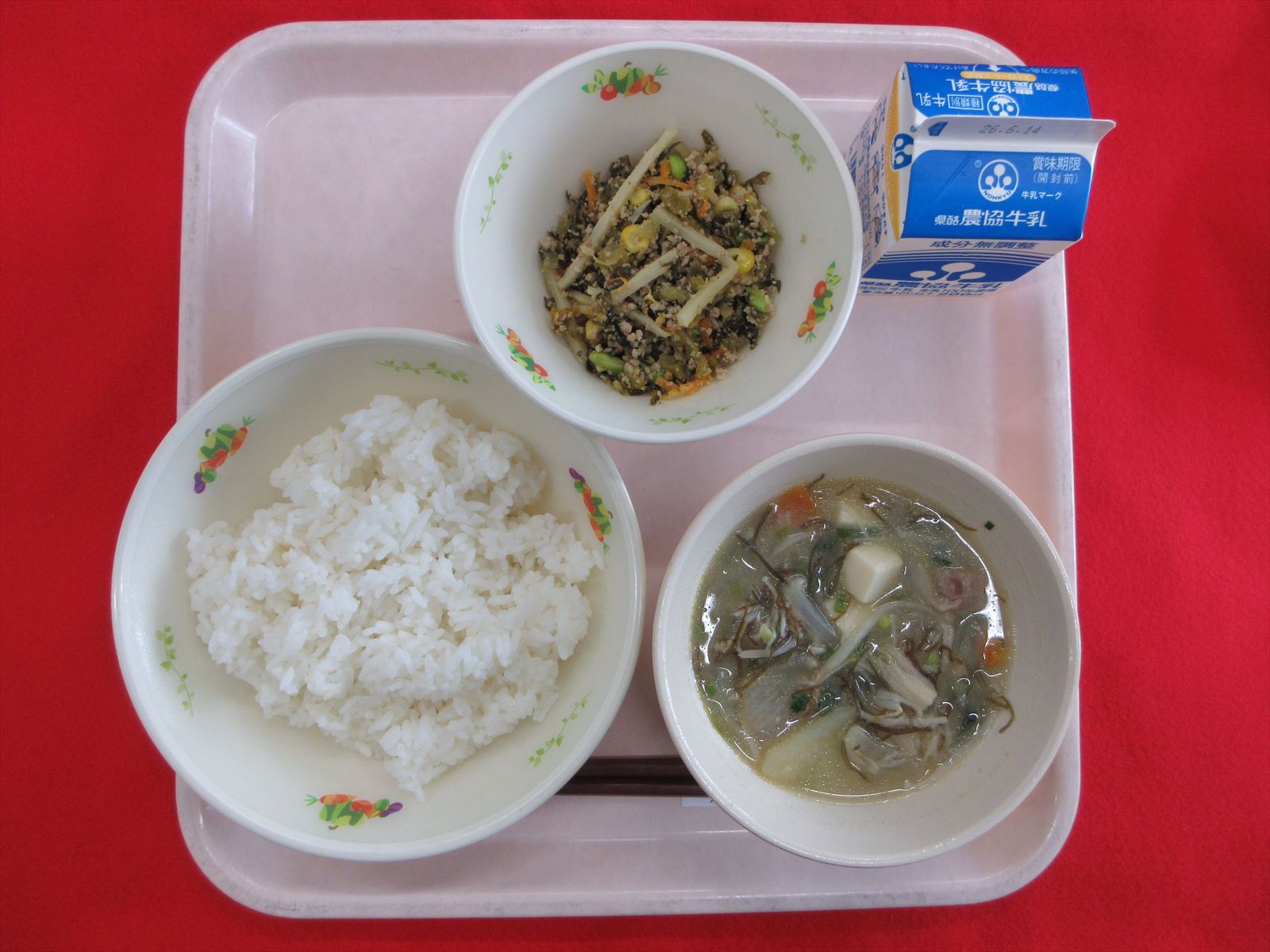 令和8年6月8日月曜日の給食画像