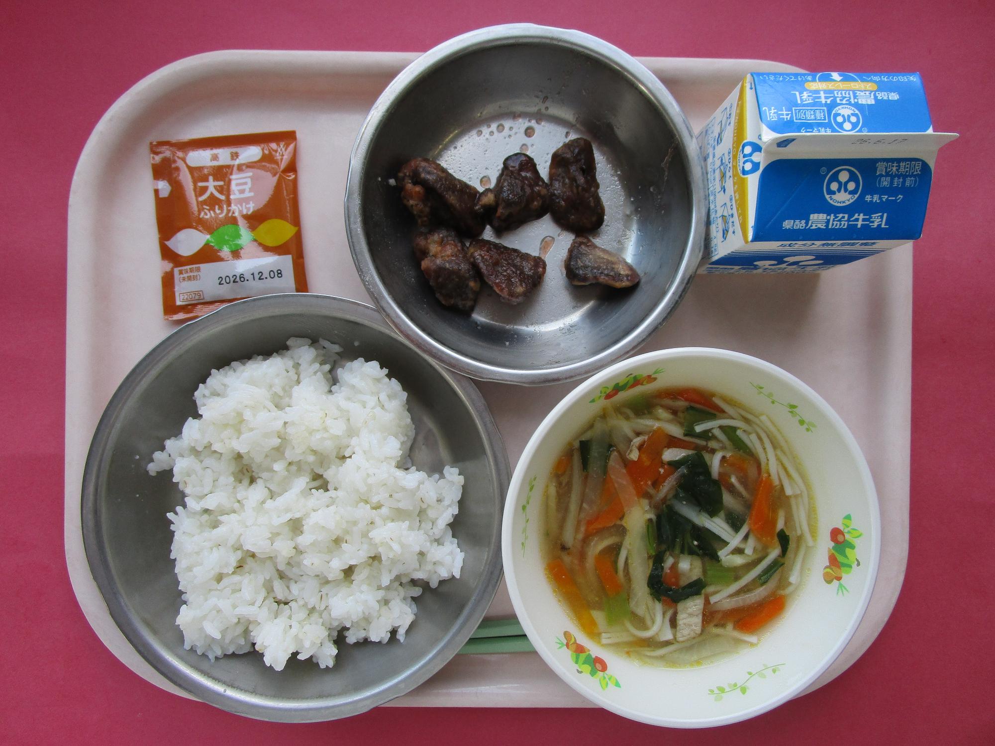 令和8年6月10日の給食画像A